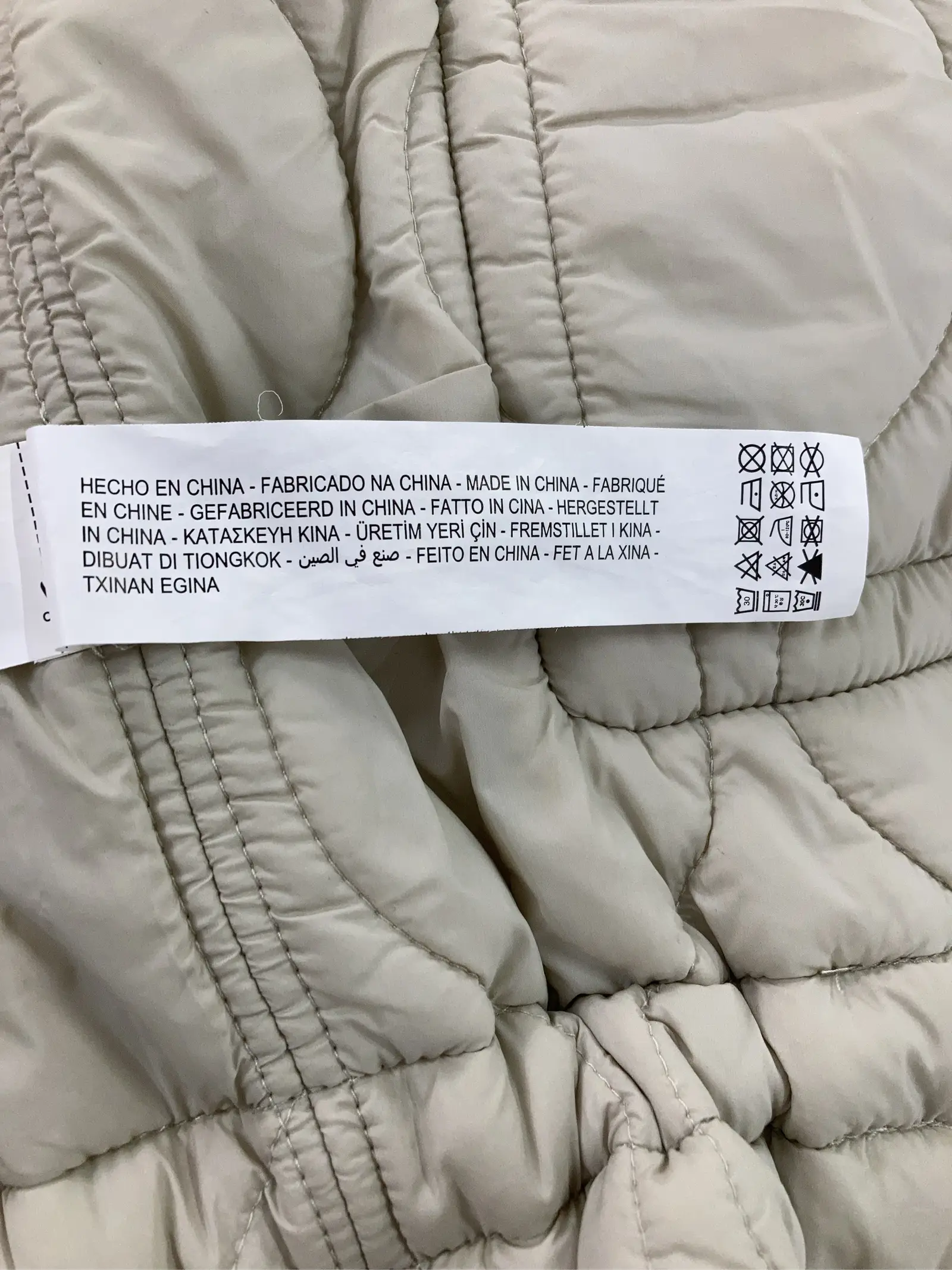 https://r2-worker.digdig.jp/product/00eb7ada-1a2c-455f-ac96-a42a80aee607/704880a5-ac85-4270-80d5-6c7dde5f8ff4