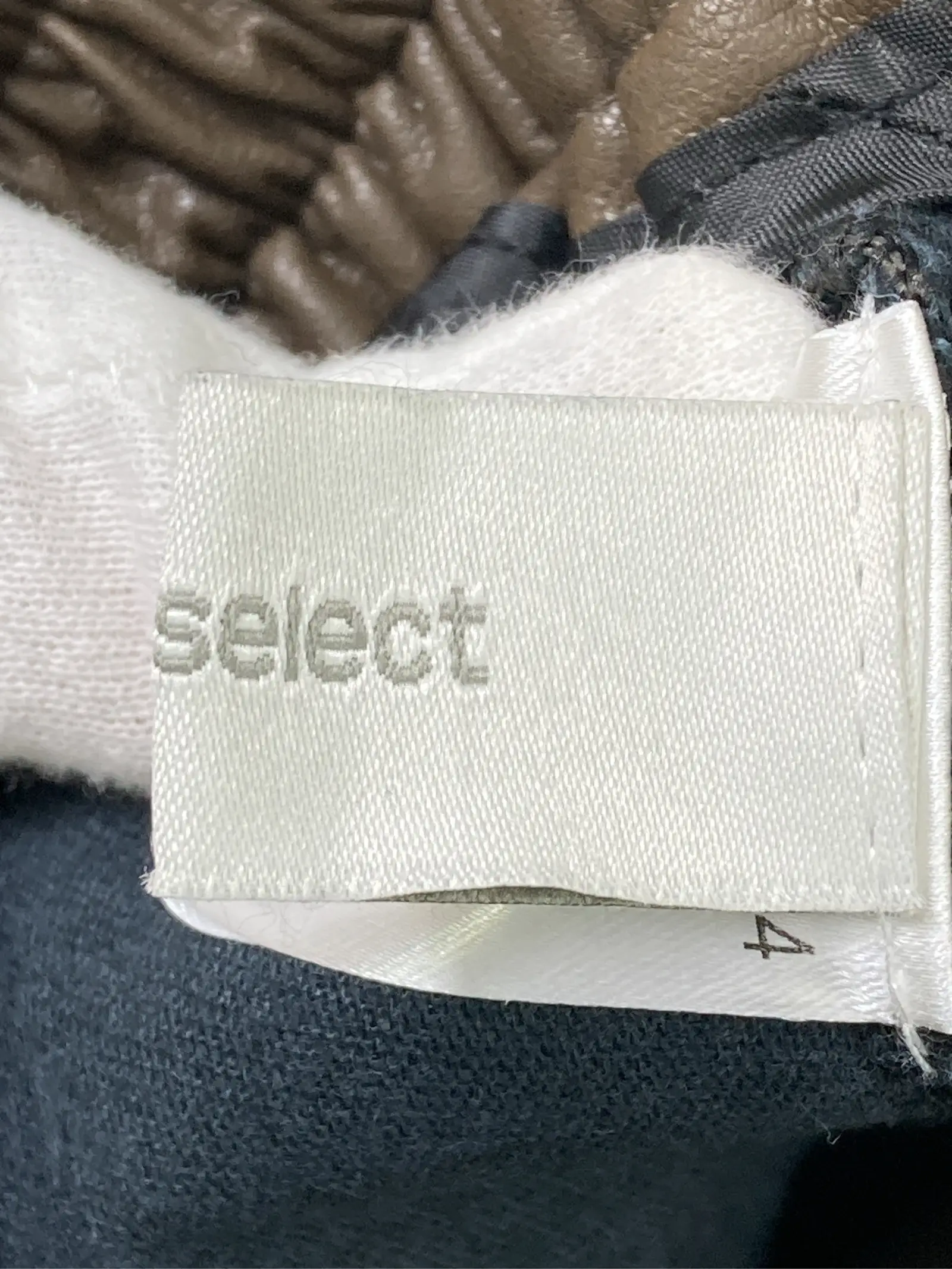 https://r2-worker.digdig.jp/product/00fc2262-d93d-4e39-92b7-d657923422e8/2487ac6e-c7fe-4f30-a7bb-ec80cd2880ae