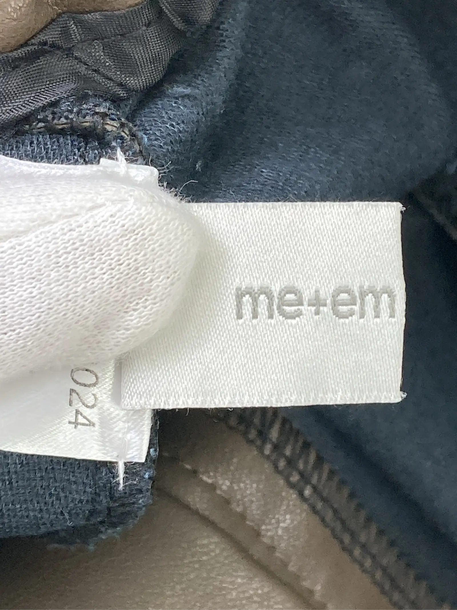 https://r2-worker.digdig.jp/product/00fc2262-d93d-4e39-92b7-d657923422e8/32f57e4c-0edc-430a-8b2e-d36ceb6eddfb