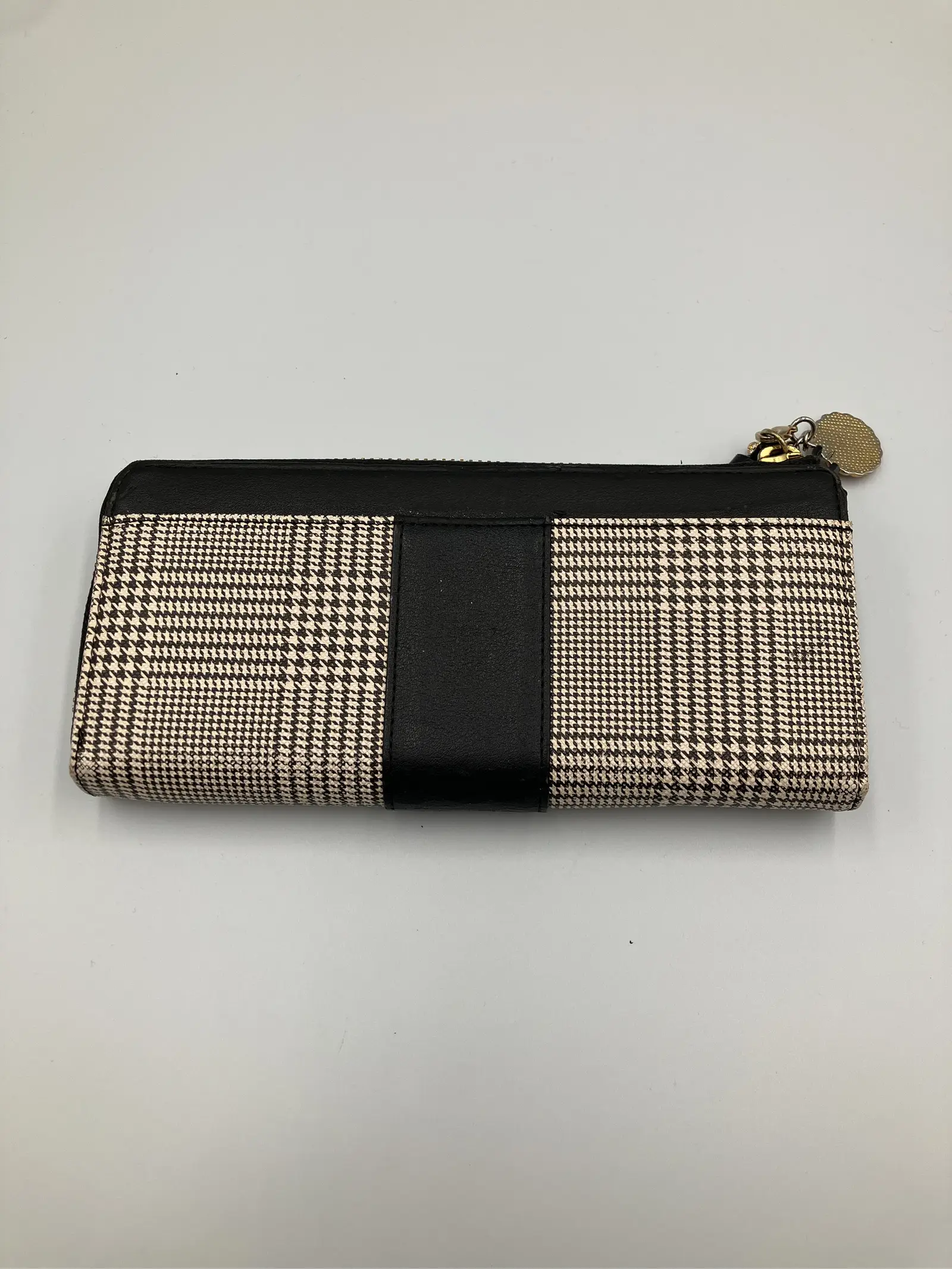https://r2-worker.digdig.jp/product/014518a1-eaea-4a86-8d44-a155c3263ff0/b466cb0a-a21d-41bd-b3cd-65b7229d0e06
