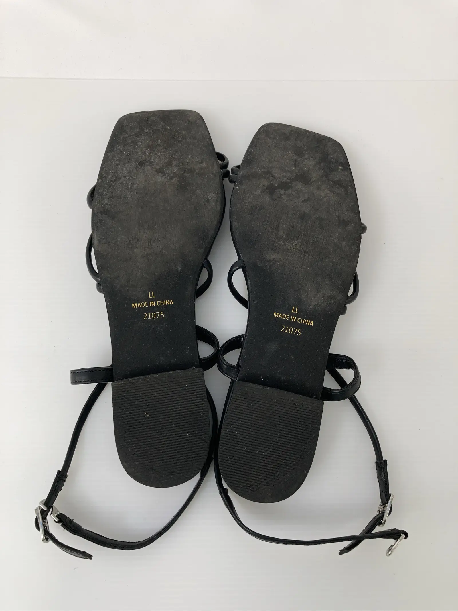 https://r2-worker.digdig.jp/product/029f60e3-f483-41c3-bf8a-a38aaff423f4/3179994c-f5f1-49cb-93bb-d84543689f86