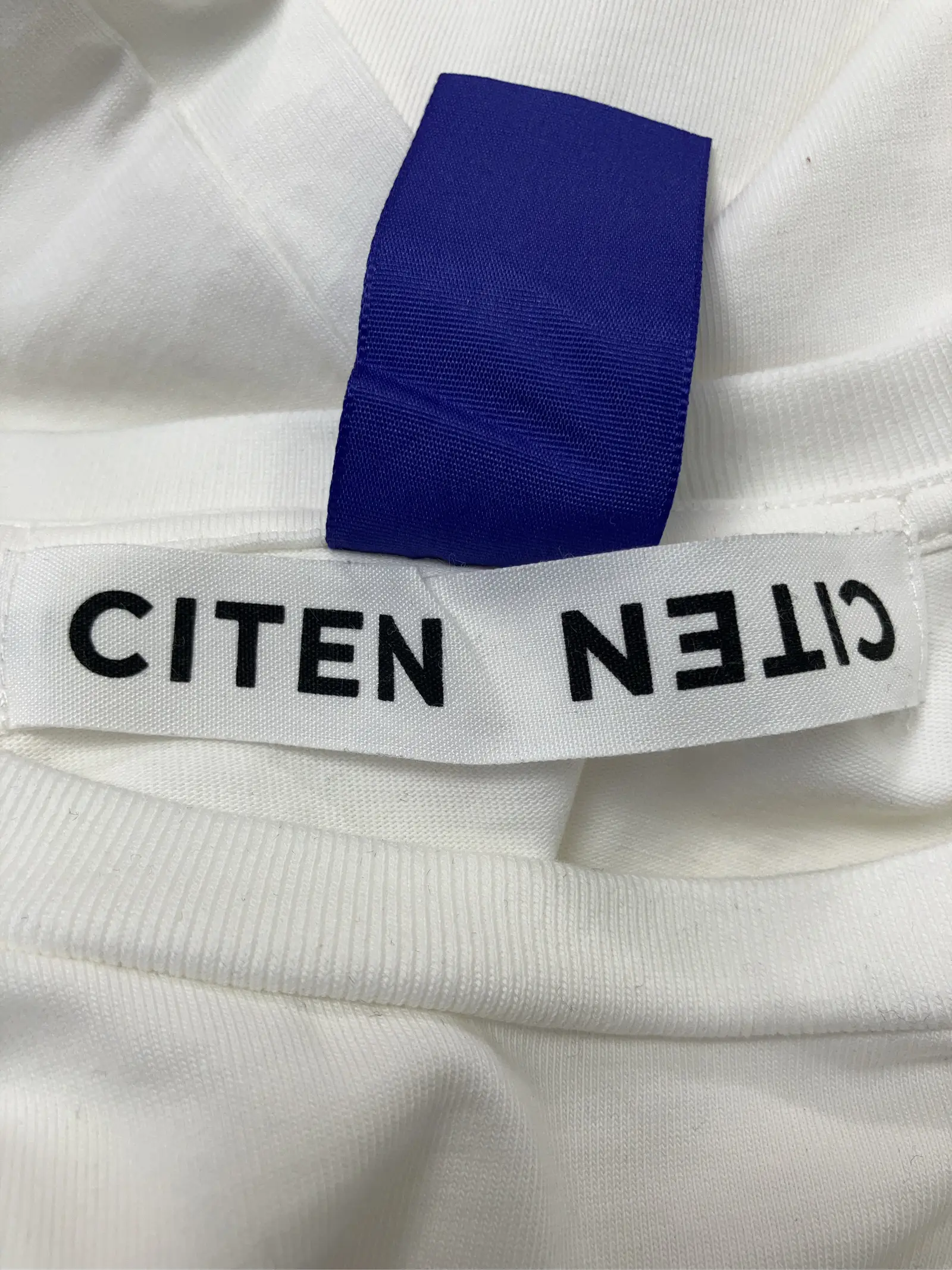 https://r2-worker.digdig.jp/product/03303295-519e-4e95-a288-5e433ba87327/e218747f-ade5-4678-b3ed-09fd1a8f9bdd