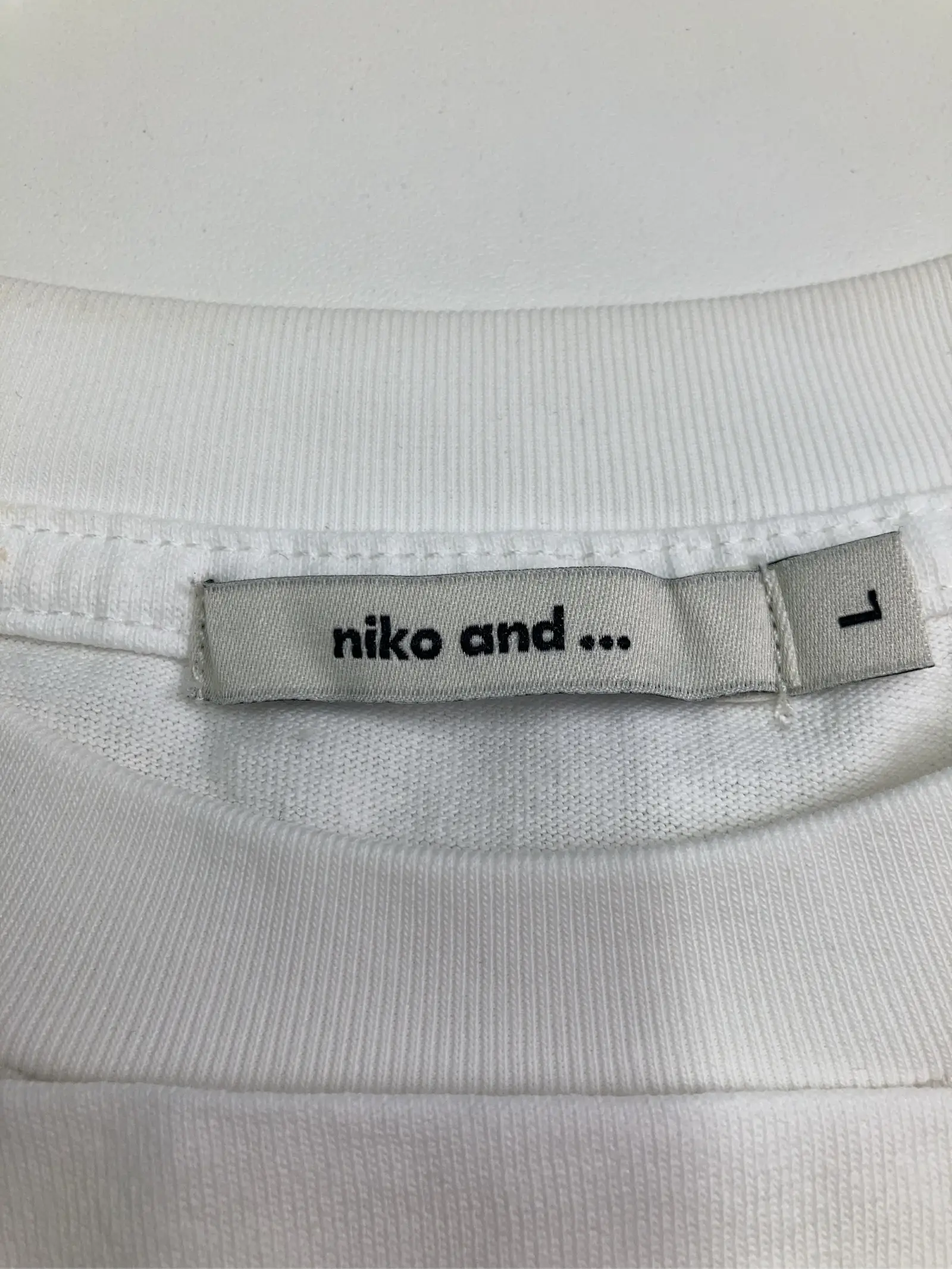 https://r2-worker.digdig.jp/product/03624e50-8852-40e9-b04d-77d6b08ae383/a5c36e8e-fbe8-4305-b64f-f8651b7a0c39