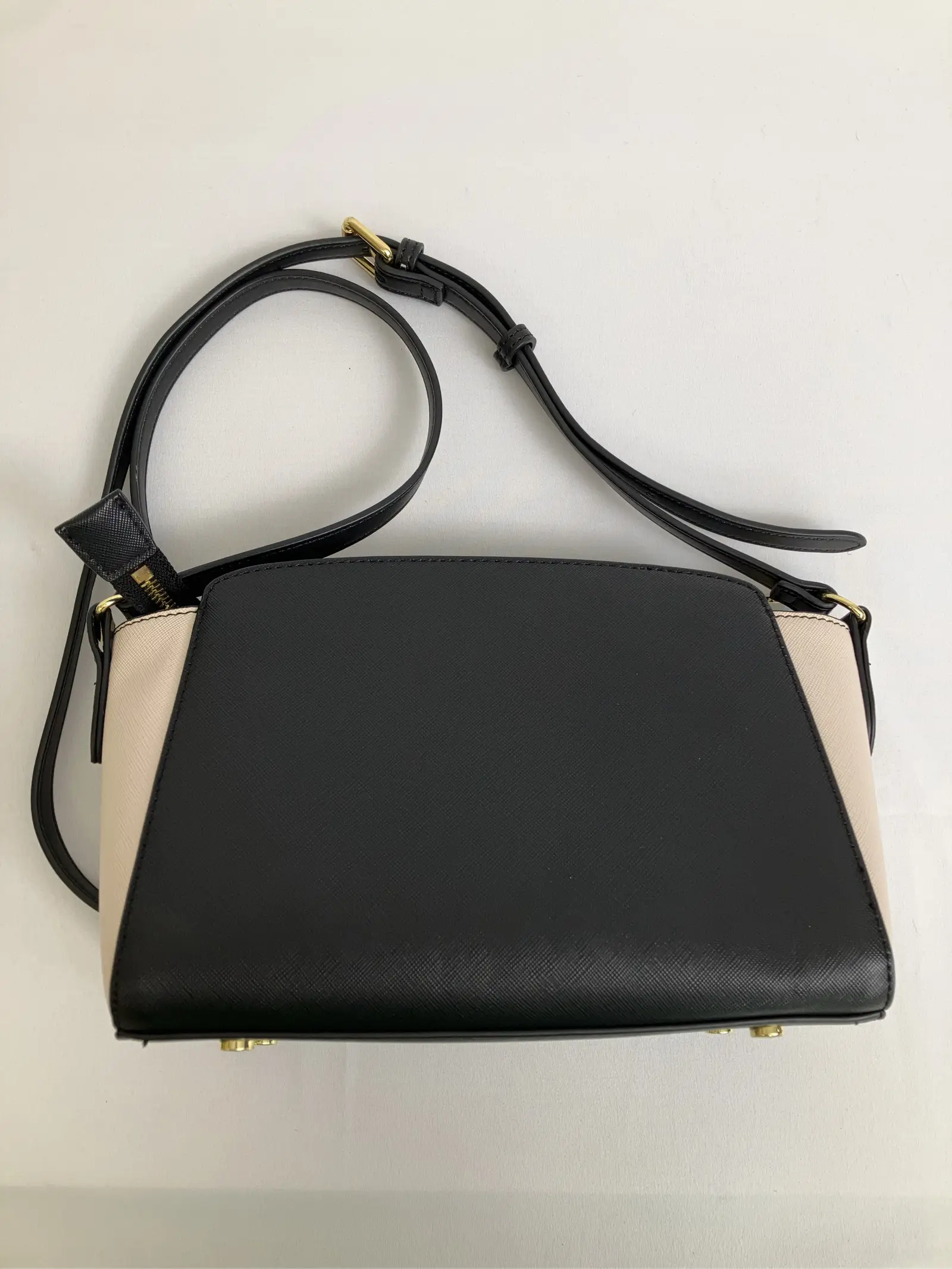 https://r2-worker.digdig.jp/product/049d617d-7059-435d-9ecb-7b56dd59cc85/4b190e61-6ddc-4cfa-bf9e-b3c3d95a13cc