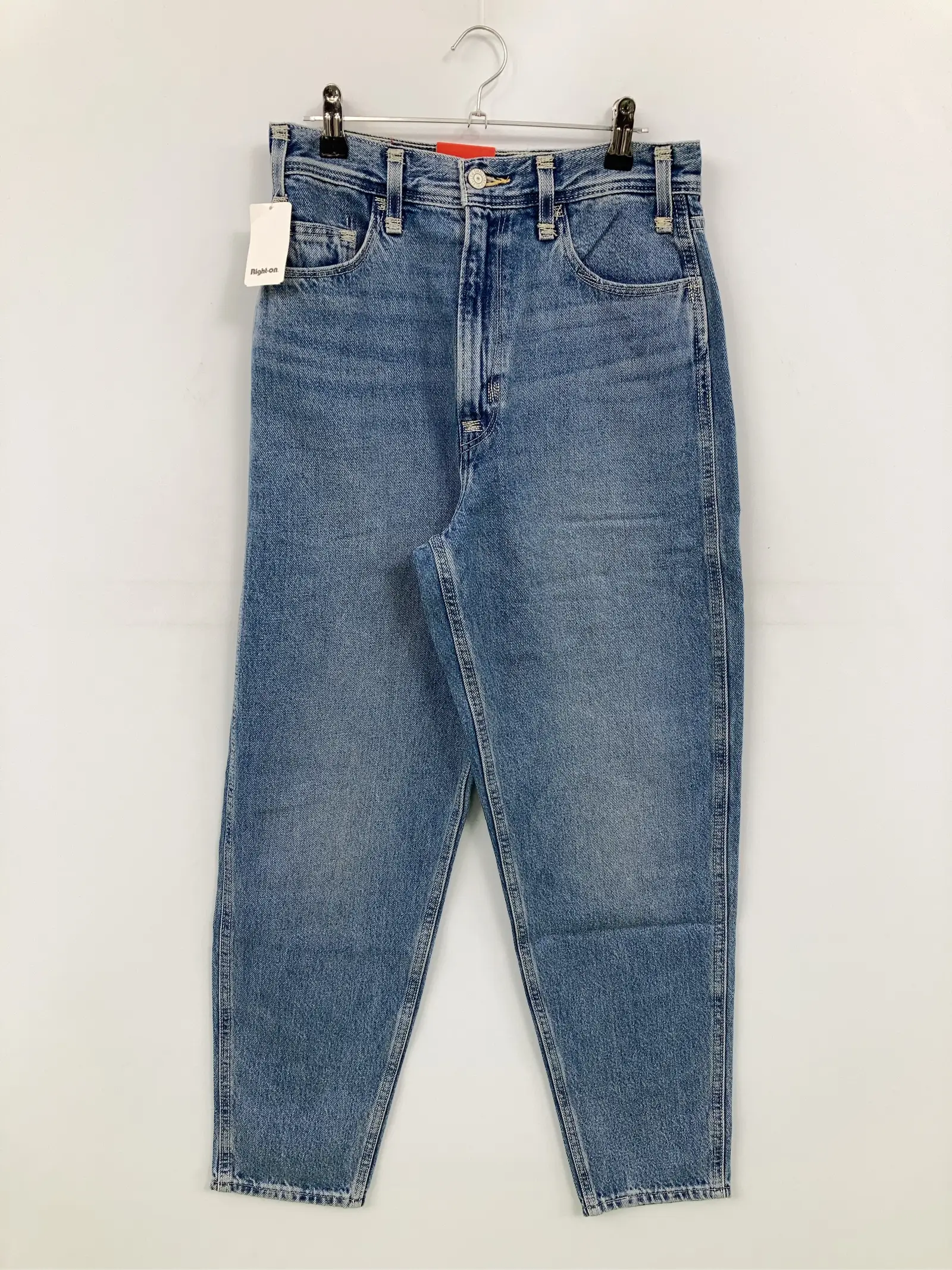 https://r2-worker.digdig.jp/product/04d229e7-d095-4dcb-bcde-22e1f7fa90ee/d6ecf00a-65d1-4d90-b679-20ec13b87d1e