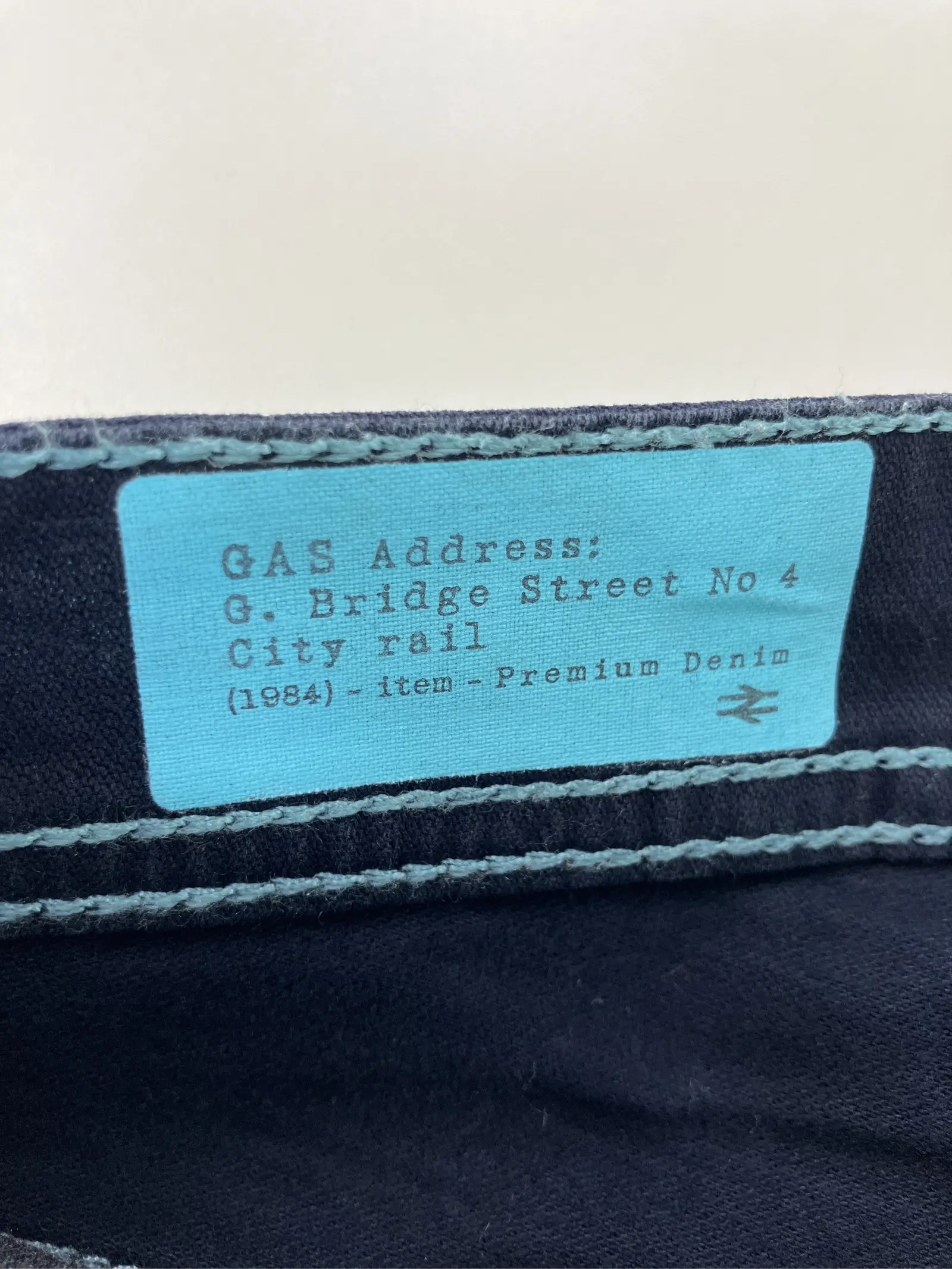 https://r2-worker.digdig.jp/product/05209bd4-33ad-4460-a06b-4c00a910a213/73a55a28-04ba-40f3-b8fc-b0bc280fe54b