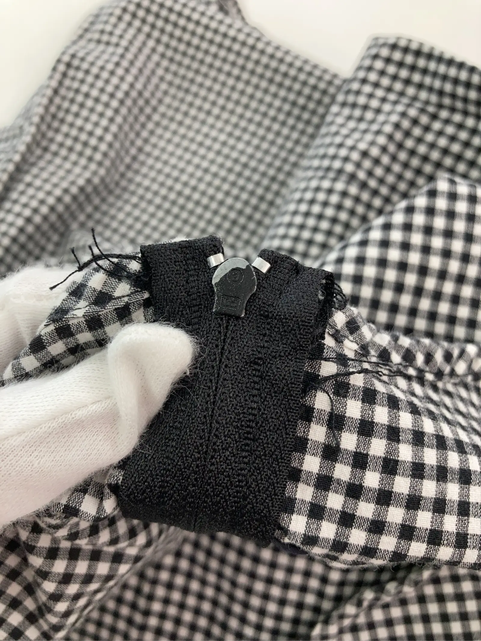 https://r2-worker.digdig.jp/product/055ab991-754d-42ce-a2a3-e3f454f1e1e4/f9f7f2e1-3ca6-412a-aefa-937ca6f8e2d0