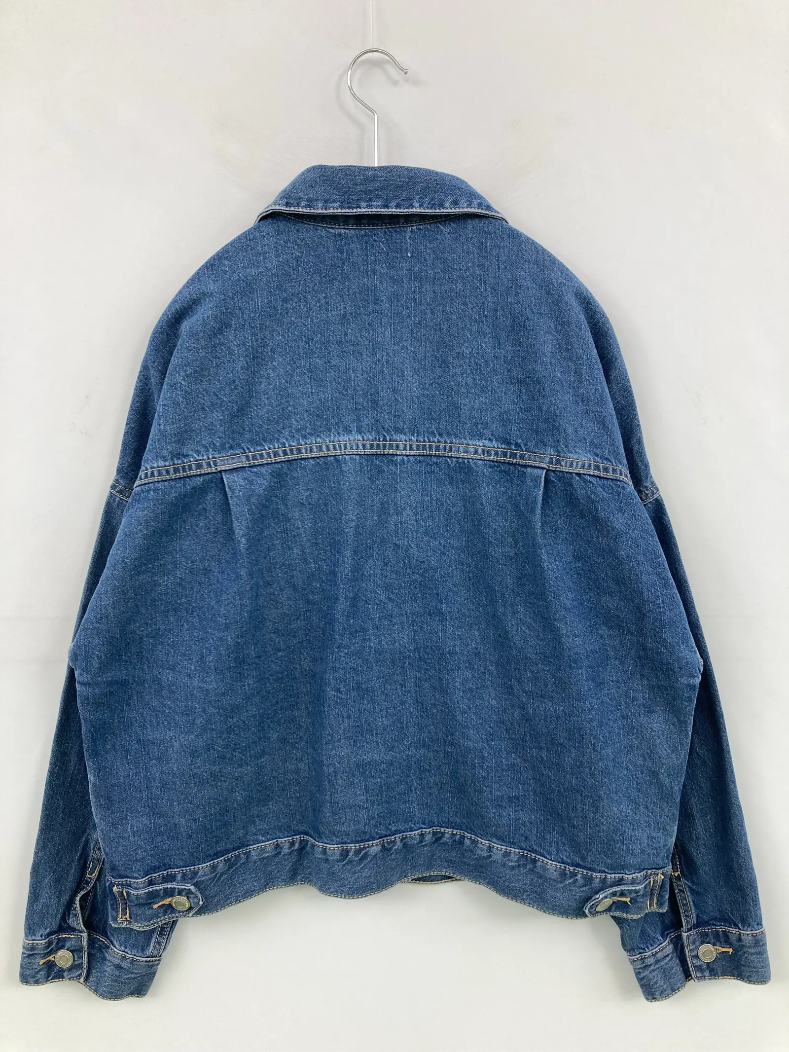 https://r2-worker.digdig.jp/product/0689a48b-8036-45cf-8a89-9fec74883f6b/8dba47ac-302c-4295-8468-1afd215c60f2