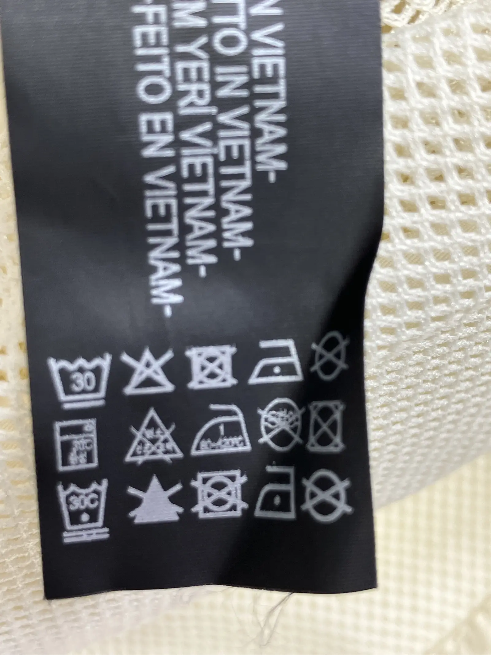 https://r2-worker.digdig.jp/product/06d10165-fe6e-44dd-ab40-89d6d7657b14/4328e8cc-2c3e-45c3-b6aa-c2b7d95db910