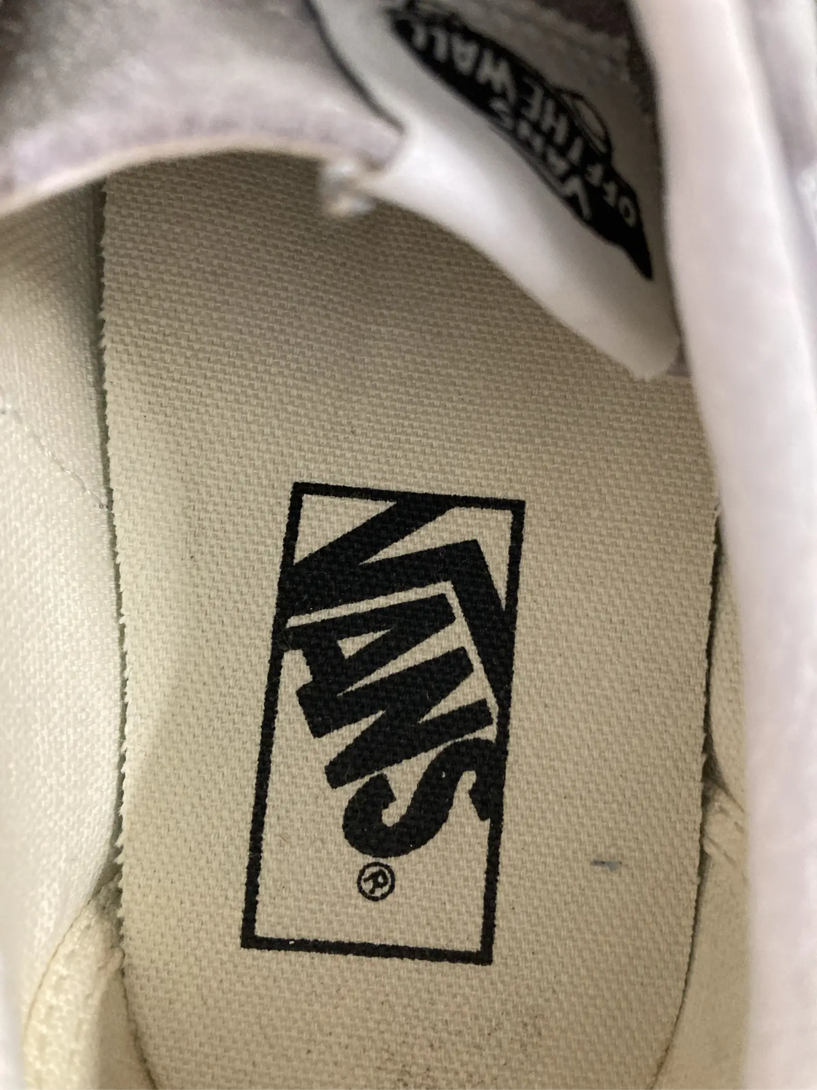 https://r2-worker.digdig.jp/product/094377d4-af77-4040-9604-63ef8bc0ba28/e882952a-936e-430d-8057-ee0345808eb4