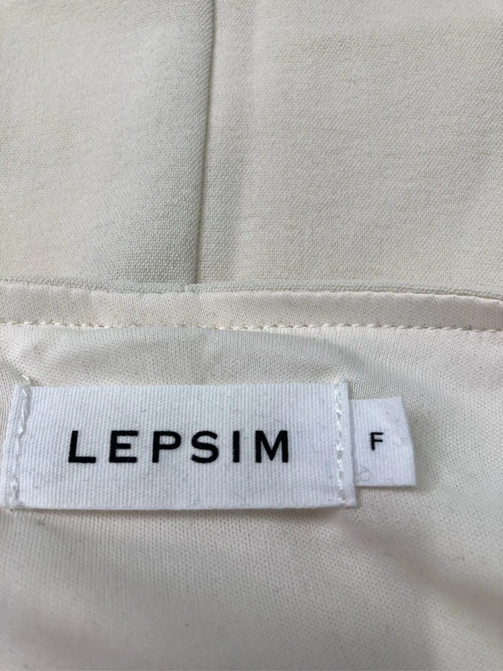 https://r2-worker.digdig.jp/product/0a29536c-59ea-41fb-b467-47538a9243f7/6772fce0-17c6-4c42-896e-76d92f587159