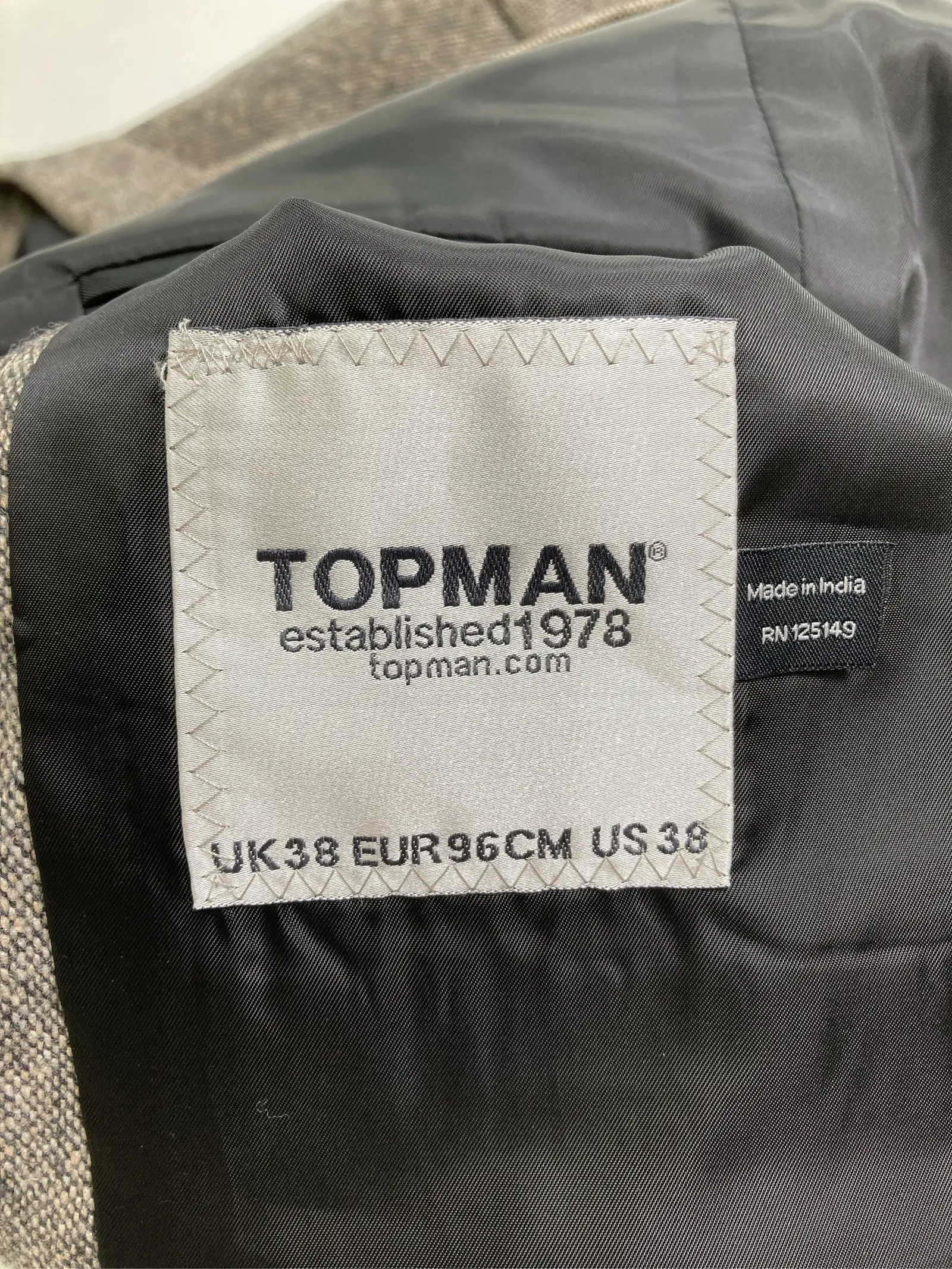 https://r2-worker.digdig.jp/product/0b445731-9b7f-45b2-8397-bce4bead875f/dea7aa9c-149e-4370-8467-85609bc3d43d