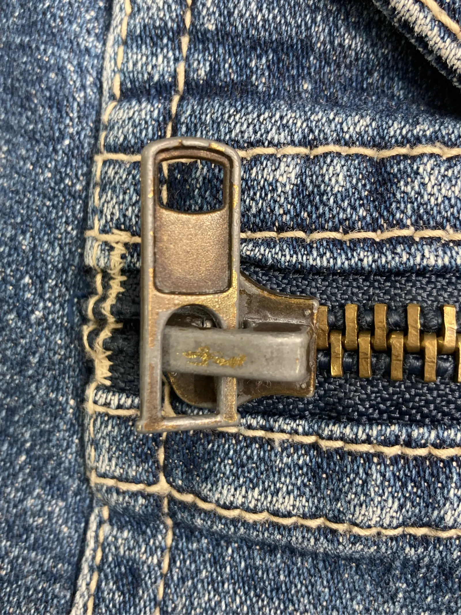 https://r2-worker.digdig.jp/product/0b960125-4315-4535-aceb-0b1970b83d5b/1ef1a7a6-f4b4-4313-ace2-33c03c5b1c7c