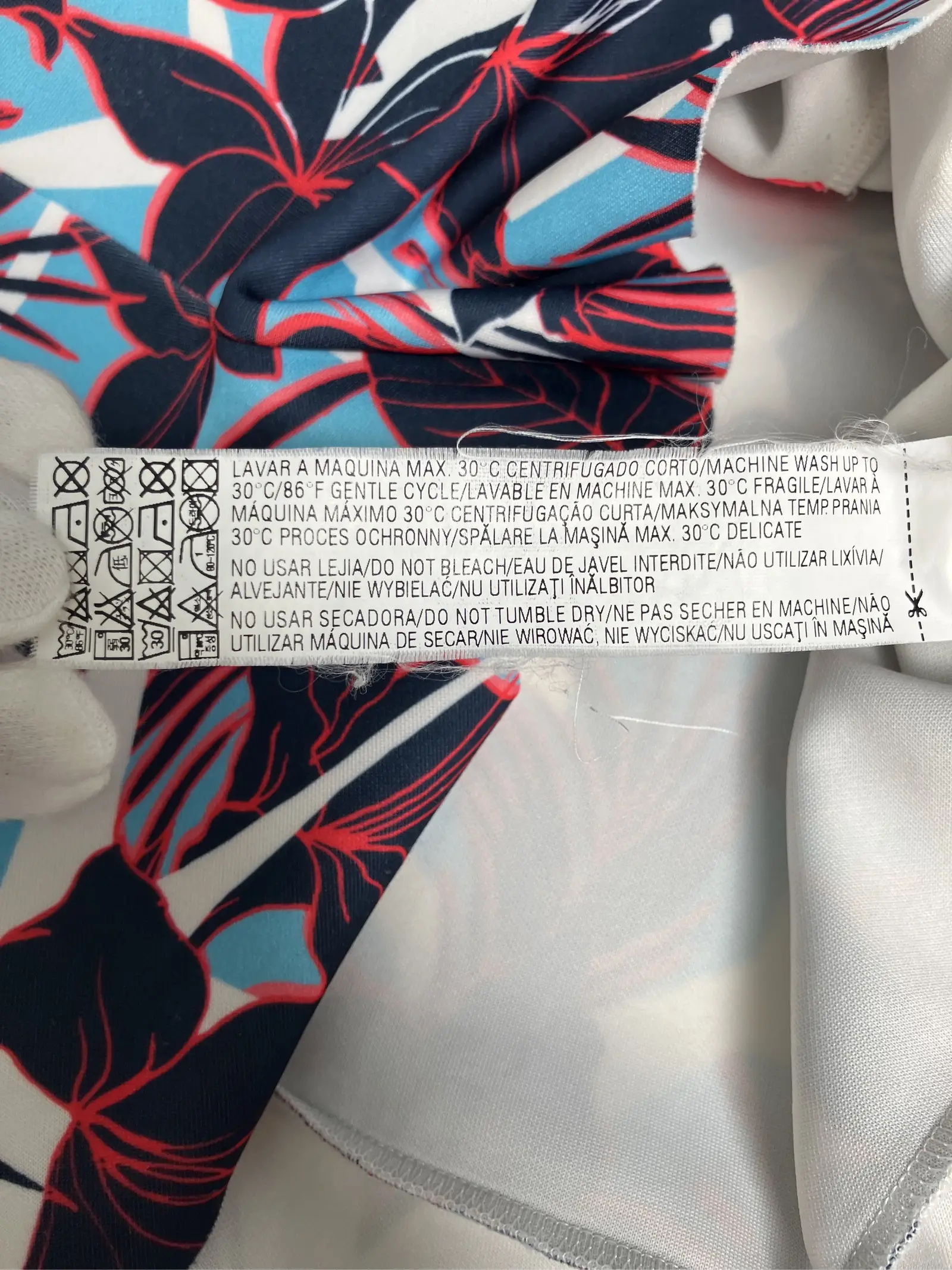 https://r2-worker.digdig.jp/product/0c027877-7836-4429-b193-242c015372db/a4d80dd6-d939-4e31-badd-0c0a8f38d1da