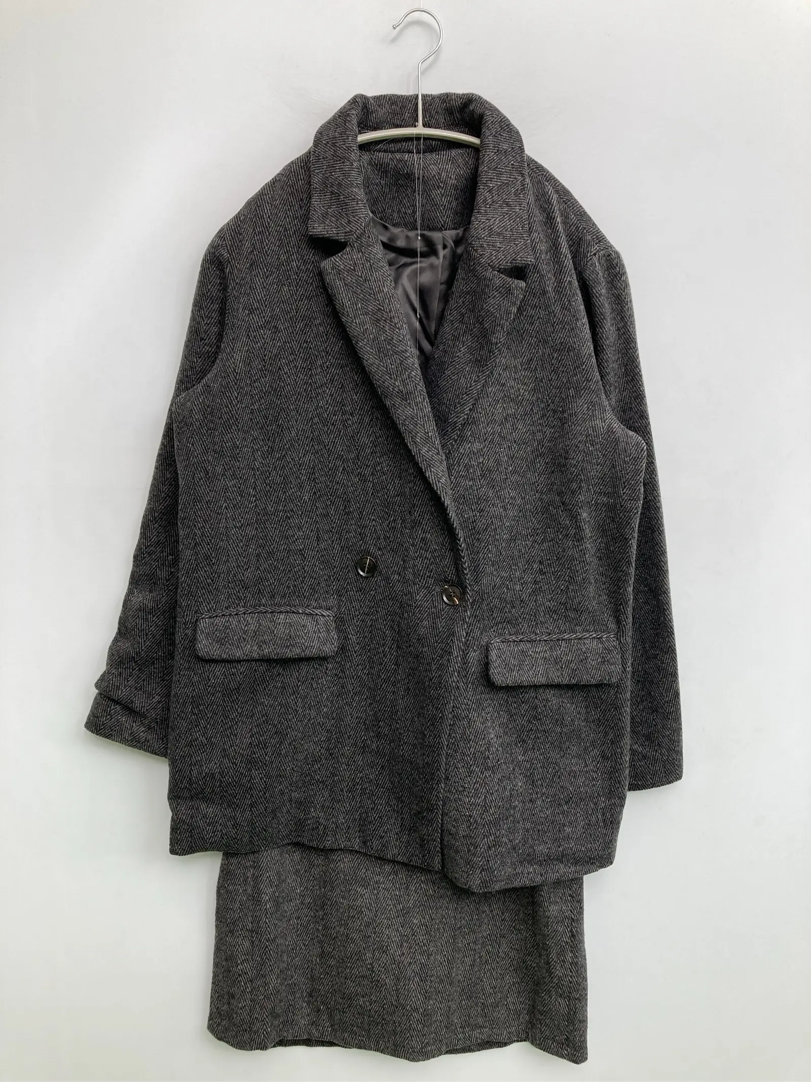 https://r2-worker.digdig.jp/product/0c228b04-37de-45e1-a1f2-2a7bd584e65c/ce8ab51f-6d39-45a3-b8d2-b4b46e0f9182