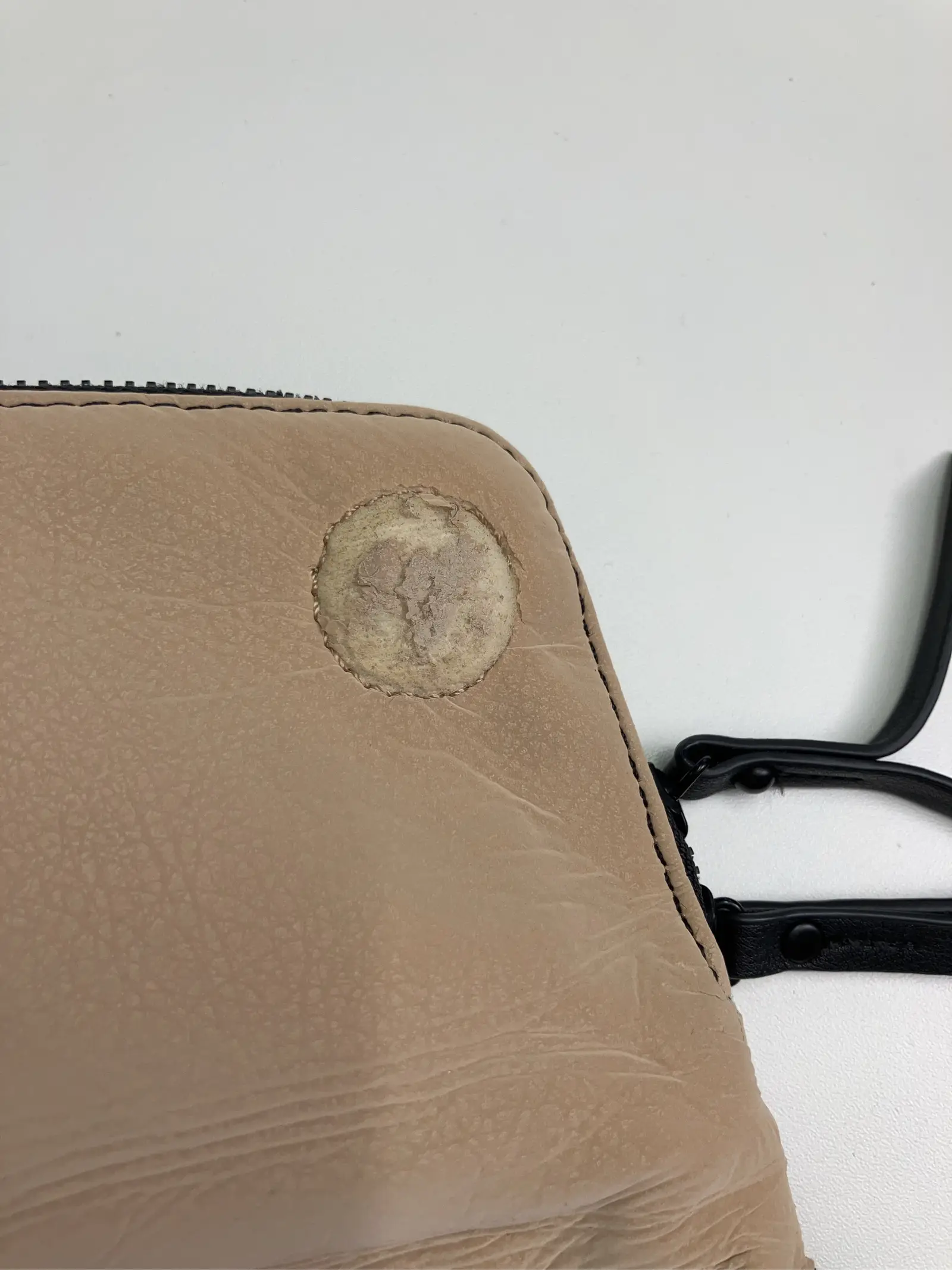 https://r2-worker.digdig.jp/product/0c238dae-9087-4084-93bf-bb49c06fc1f8/6fffd137-f0bf-405a-bd19-70ecbc5c556c