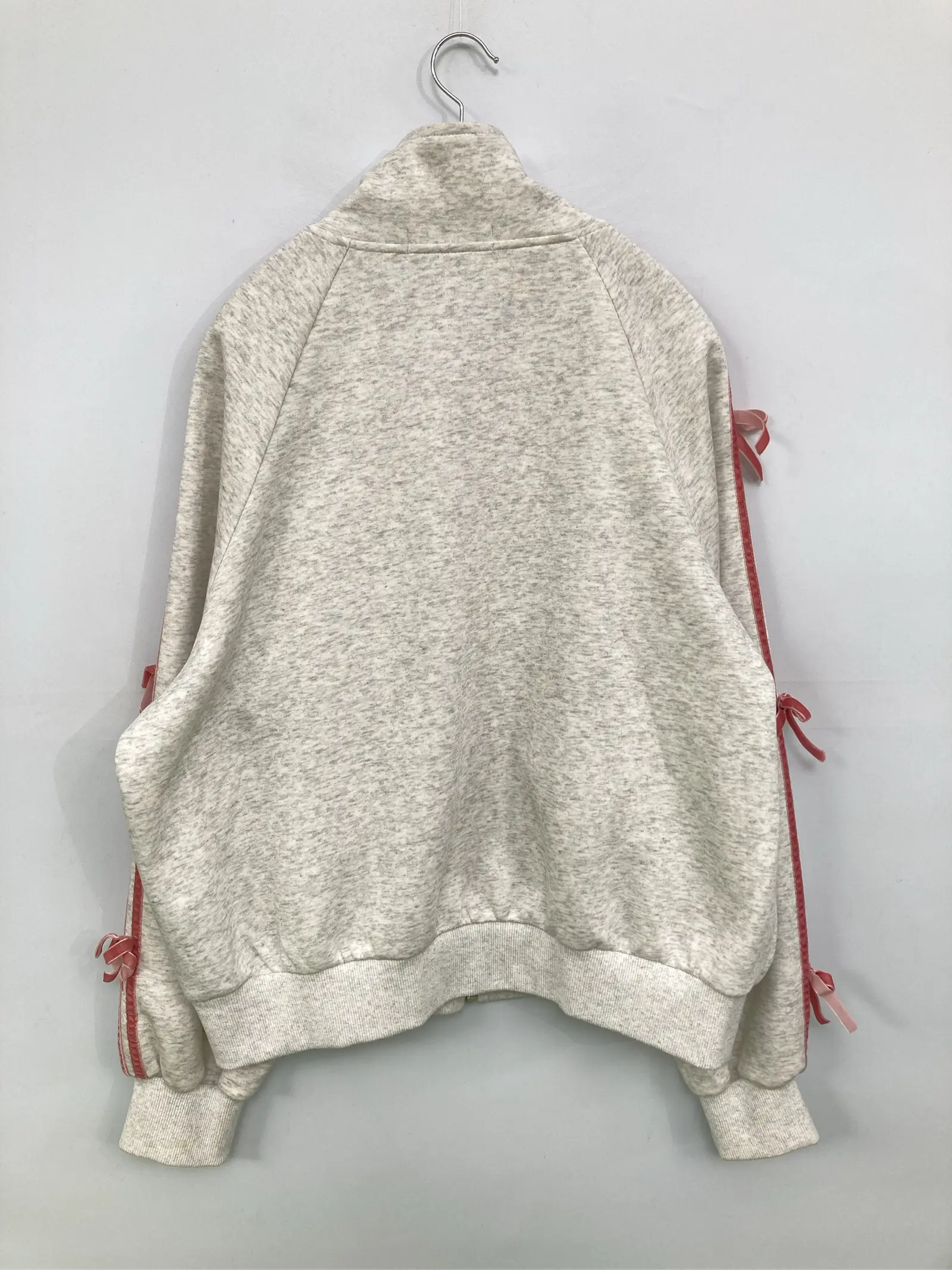 https://r2-worker.digdig.jp/product/0c8a83a7-942b-4e3f-92a9-5b8e3ed28101/6322b22d-fc68-464a-96a6-52b8f2b5c13f