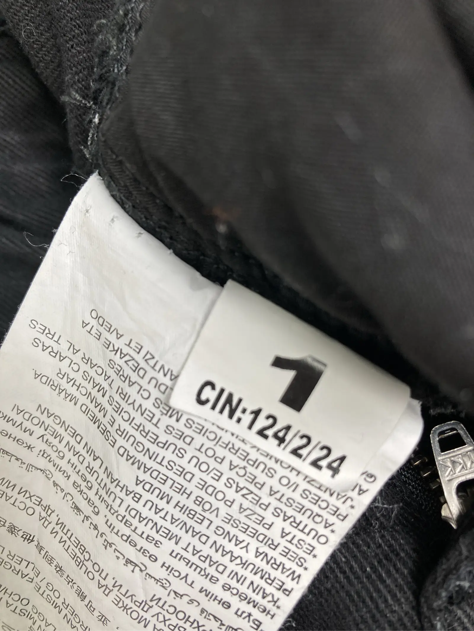 https://r2-worker.digdig.jp/product/0ccfab96-0238-4e63-a6f5-f260b3f8c46a/f7239db8-927f-4f8e-8329-23d701fe3fa5