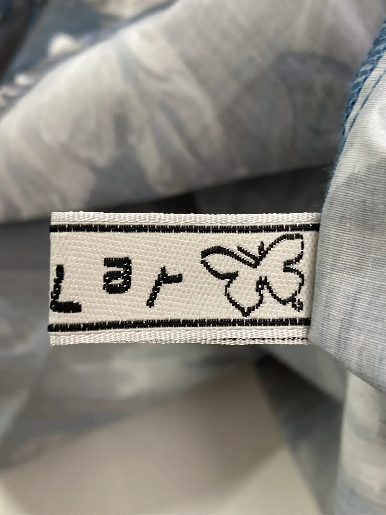 https://r2-worker.digdig.jp/product/0cd37bfd-cab6-45a0-a526-394e0301efb5/5e10d73d-3723-446e-8d61-dfb30b1d776f