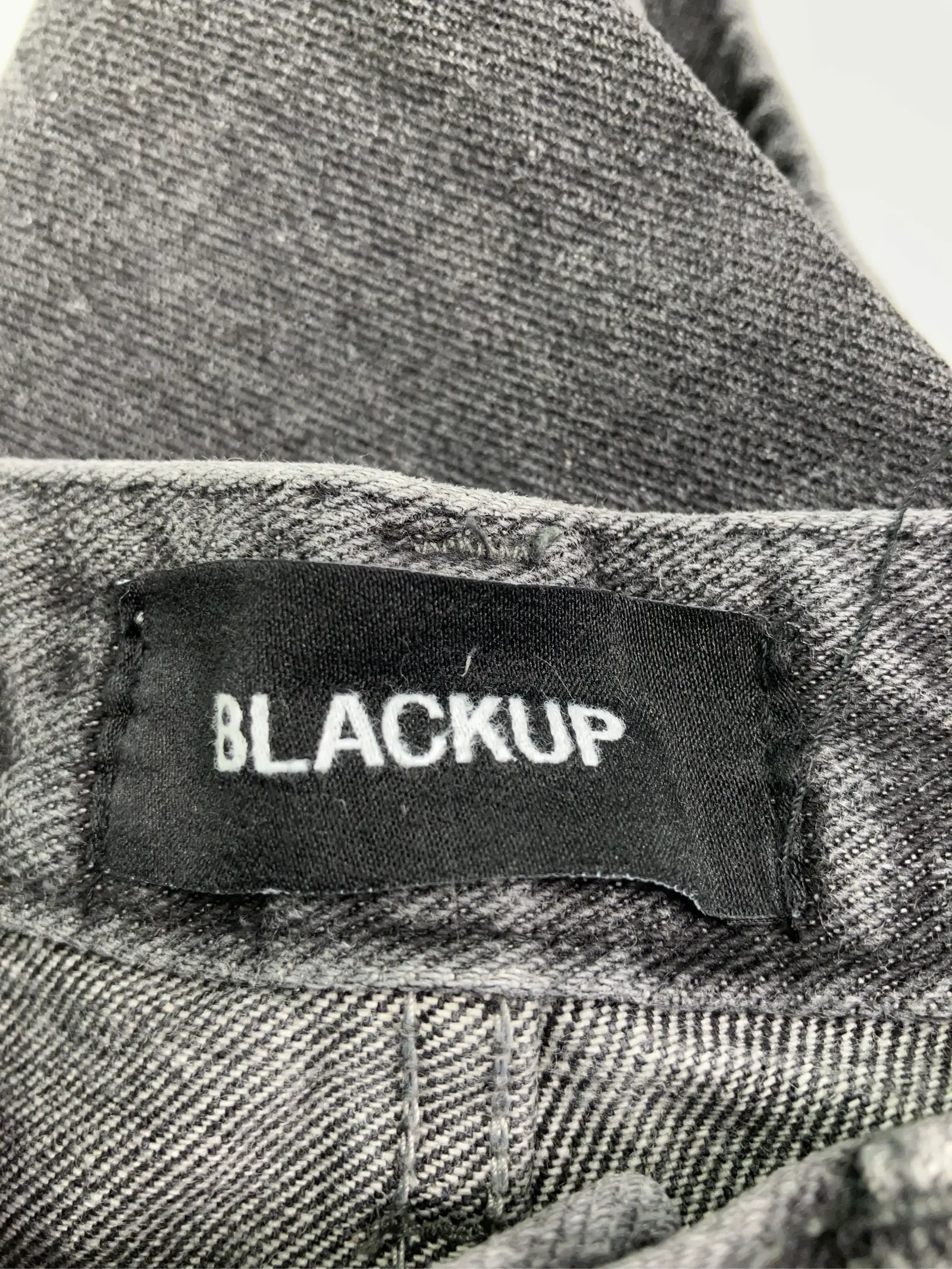 https://r2-worker.digdig.jp/product/0cd611eb-a5ce-44f4-ab93-affddd7957b2/1e60a030-41bf-41d4-a5d8-36d370ab5833