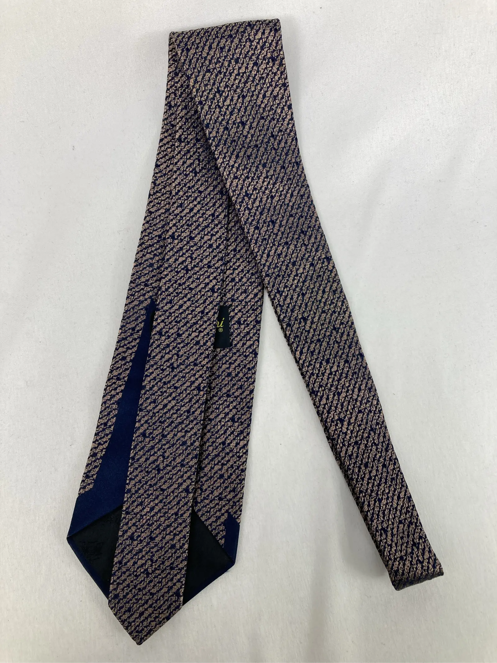 https://r2-worker.digdig.jp/product/0cf54e06-fe9d-4832-b1b1-b06aacec58bb/0cddca63-76d0-4529-b536-404fd8ab015a