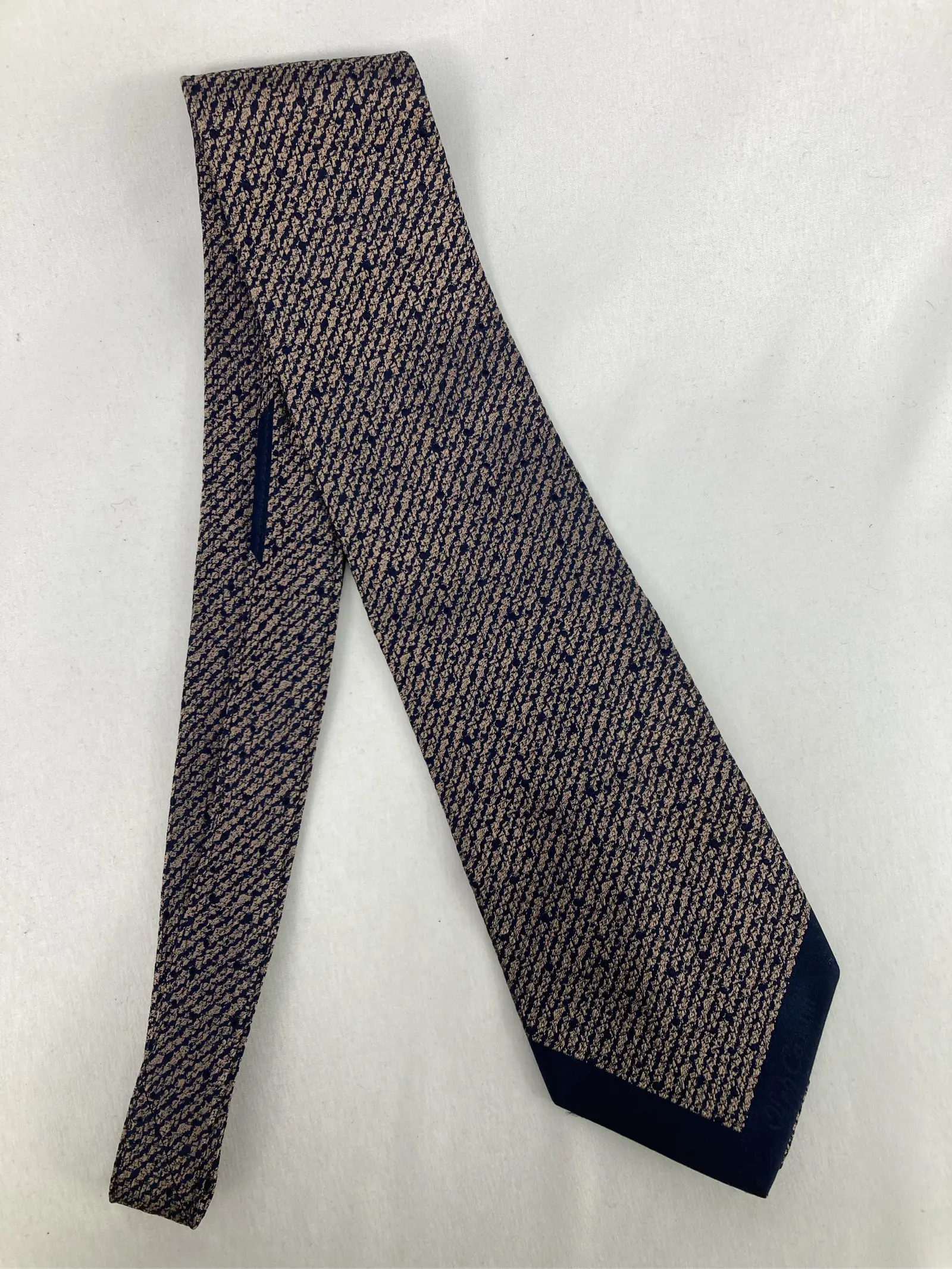 https://r2-worker.digdig.jp/product/0cf54e06-fe9d-4832-b1b1-b06aacec58bb/d1404ab8-f83a-447c-99b8-64c1a052fe8c