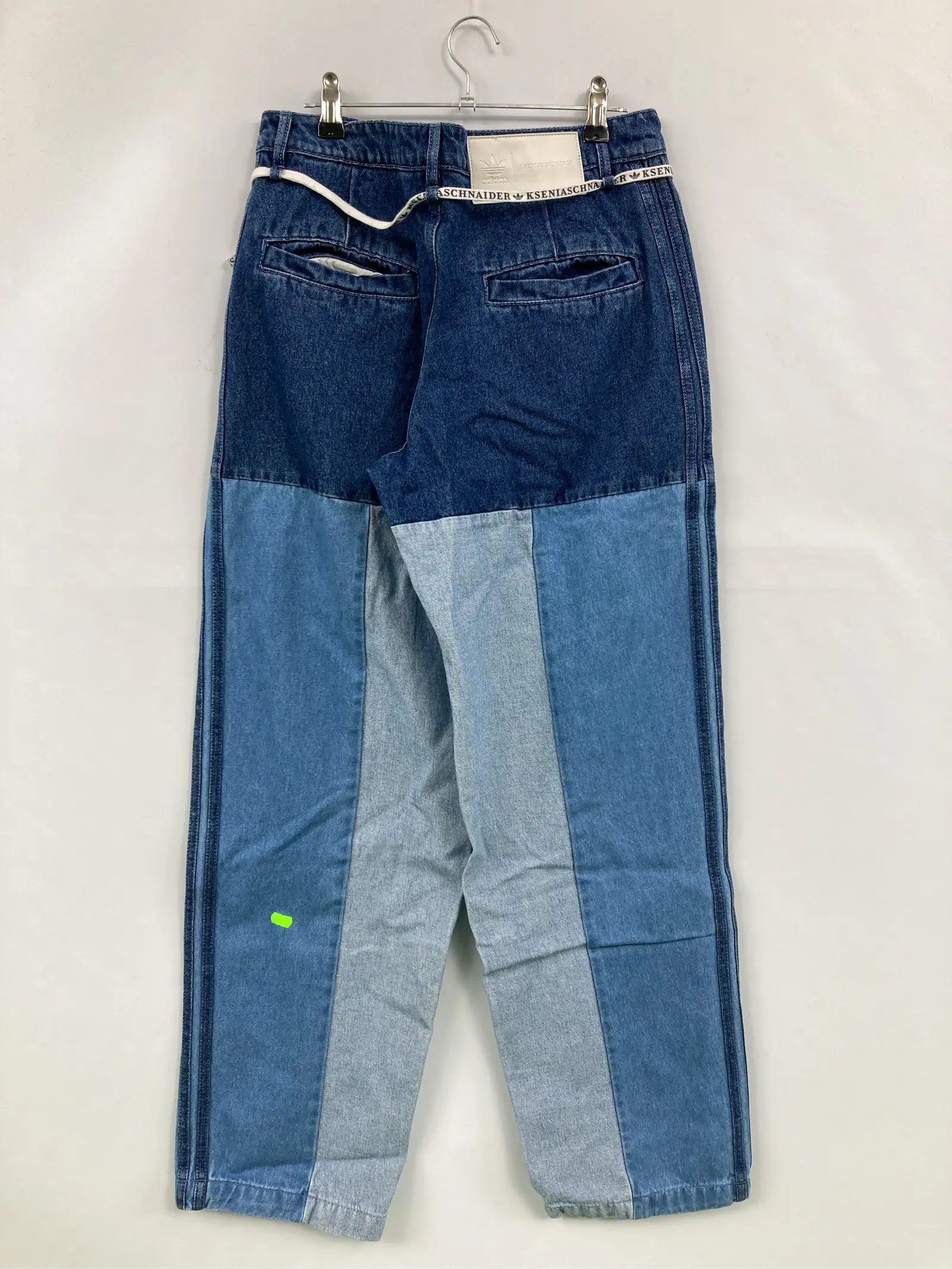 https://r2-worker.digdig.jp/product/0cfeac9c-e7ea-4f06-8ed9-fe6fb371ae9b/4a3de738-a86f-4db5-844a-12efbc2f9987