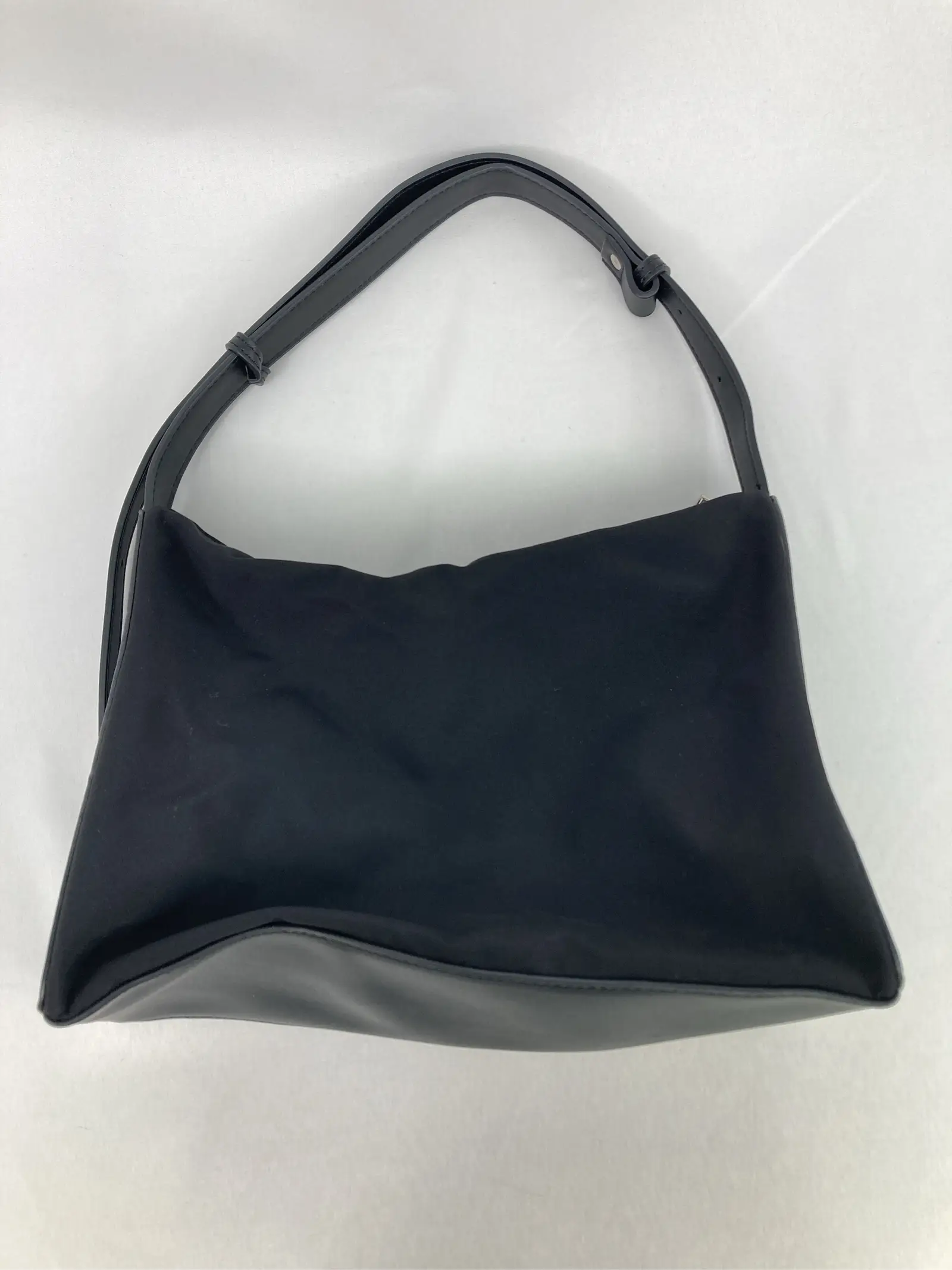 https://r2-worker.digdig.jp/product/0e24b82e-5565-4567-a56b-a3510848eb08/4f9c6b70-1fc1-4578-a833-d6bb89936cb0