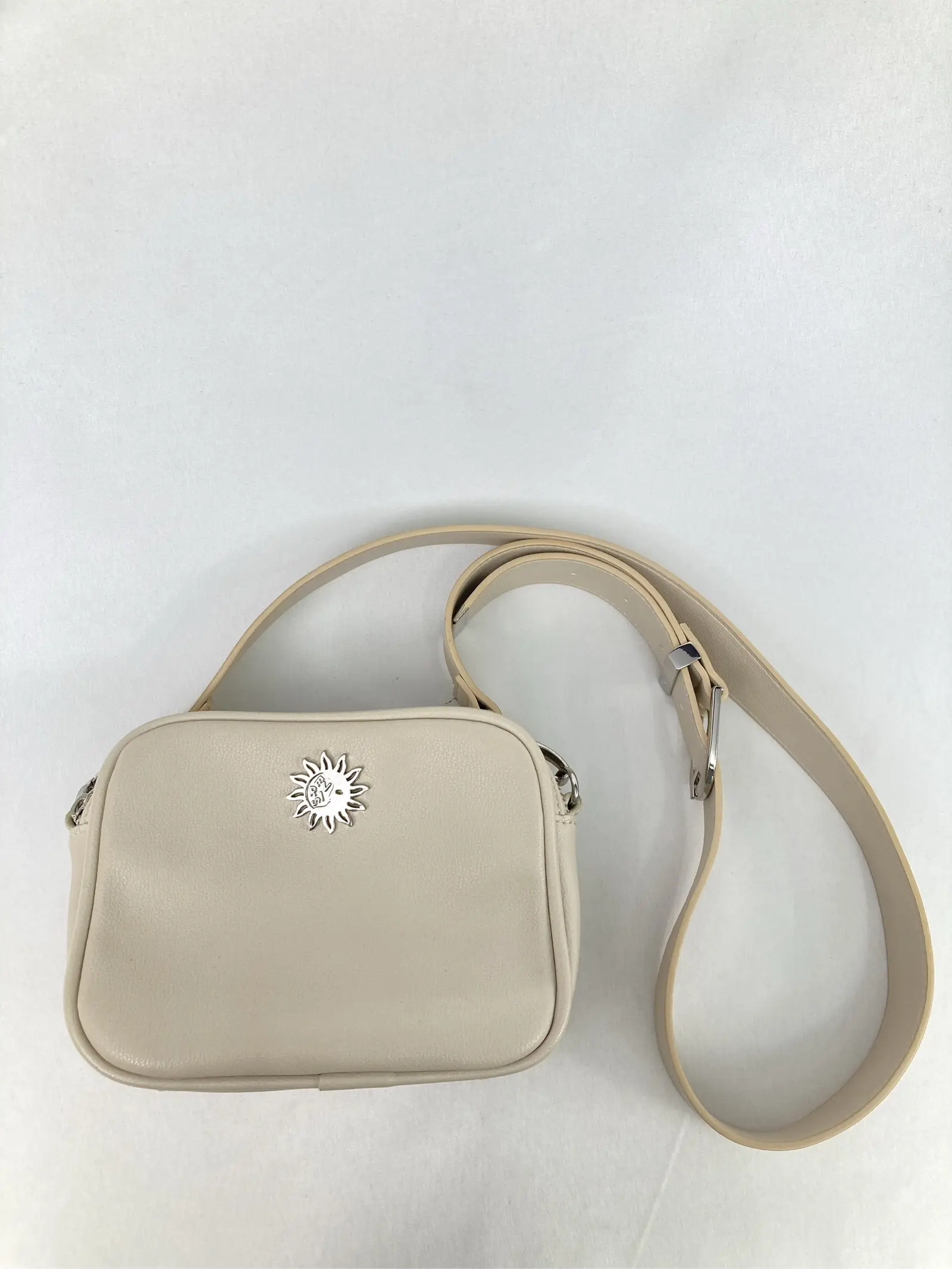 https://r2-worker.digdig.jp/product/0ee4abb5-e76d-4a07-8527-cbcae235c7af/6af1482d-46ed-4a31-bc8b-112288af405e