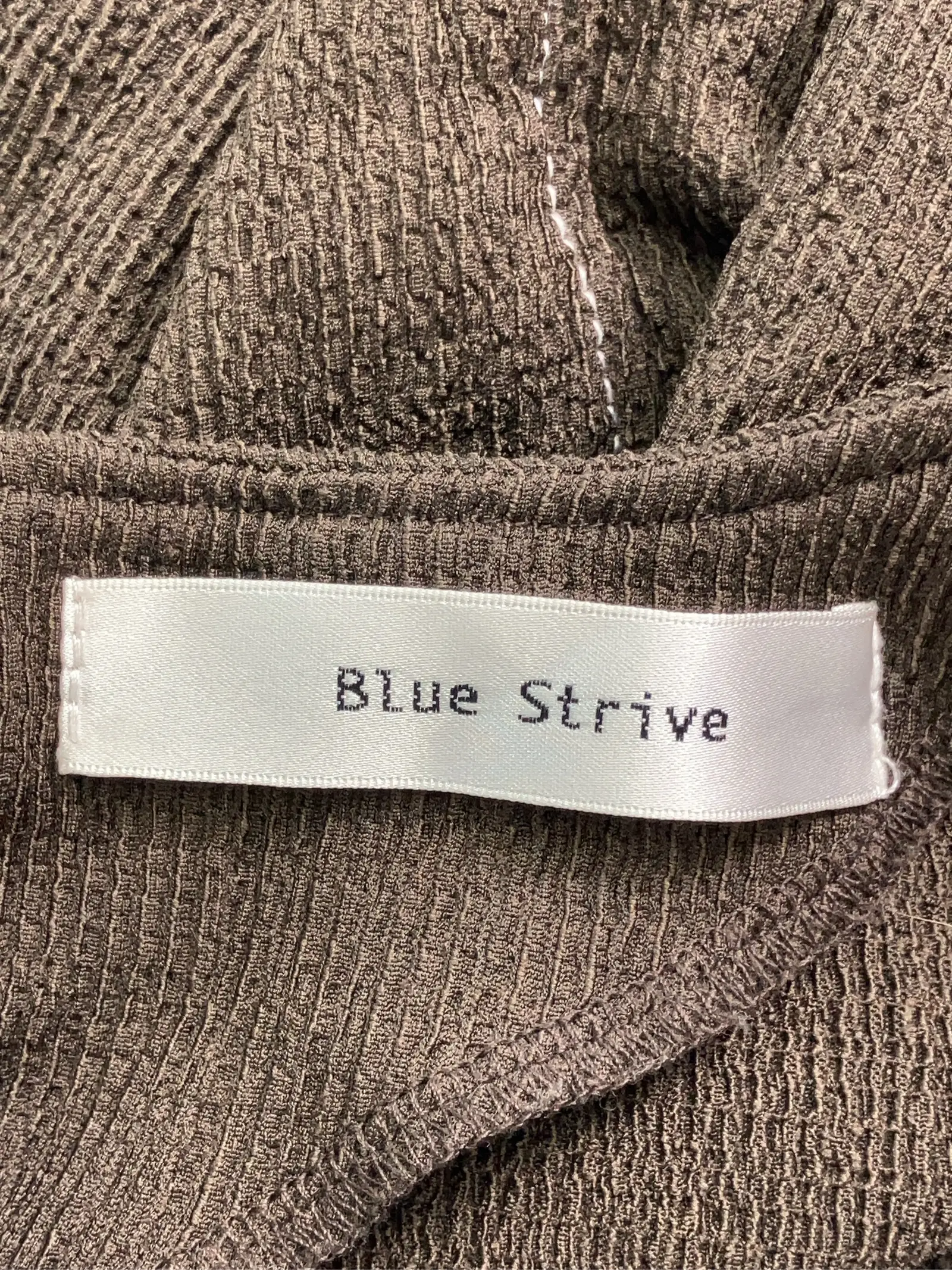 https://r2-worker.digdig.jp/product/0f0bc7ca-90a3-43c0-b765-915c0e2c1efc/affc8a61-2434-475a-891c-d771259fa382