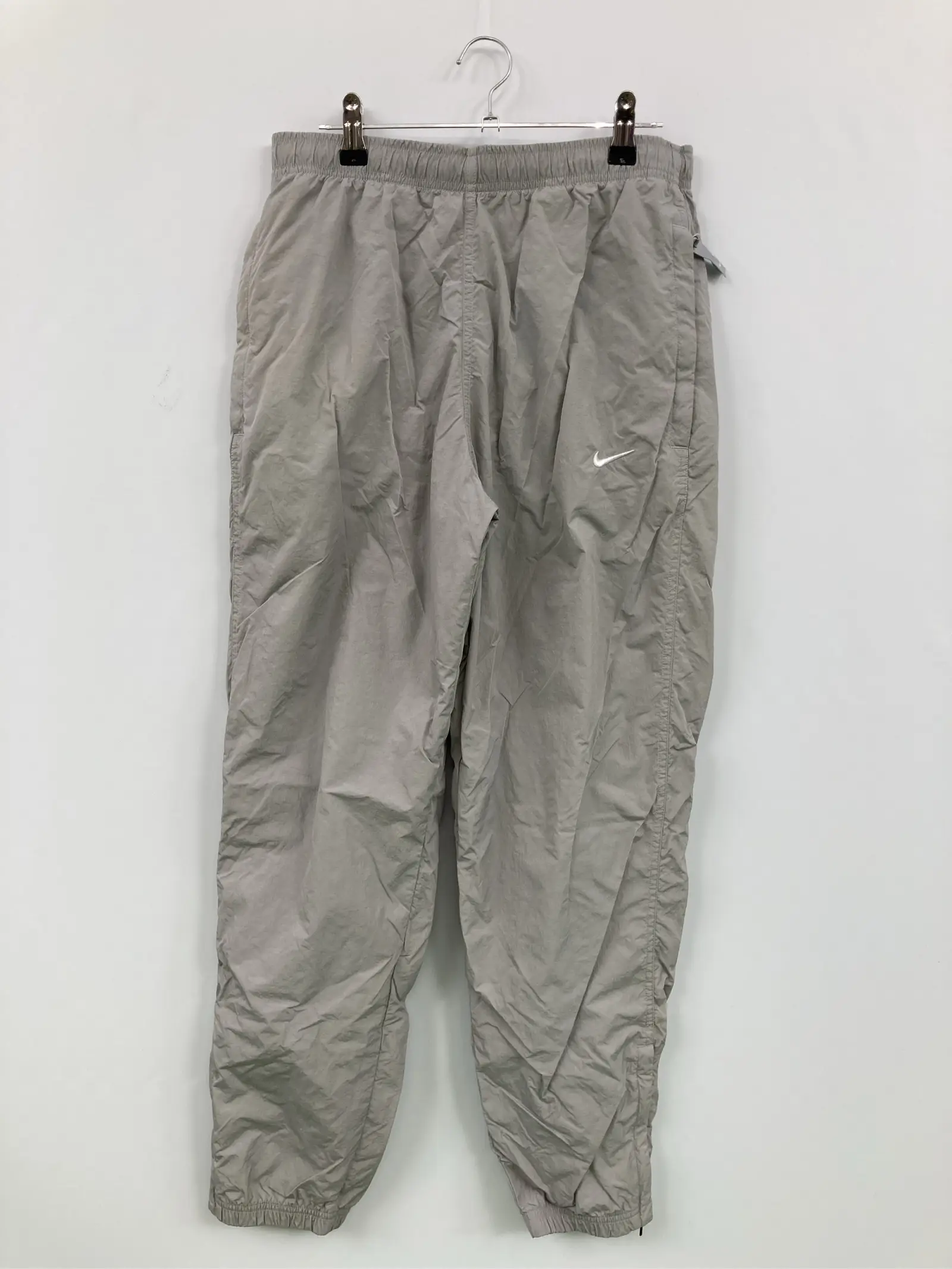 https://r2-worker.digdig.jp/product/0f8e8b54-11fd-47a1-995e-c616d6e6115a/ae9b647b-83a4-4b87-b943-efd8feb34211