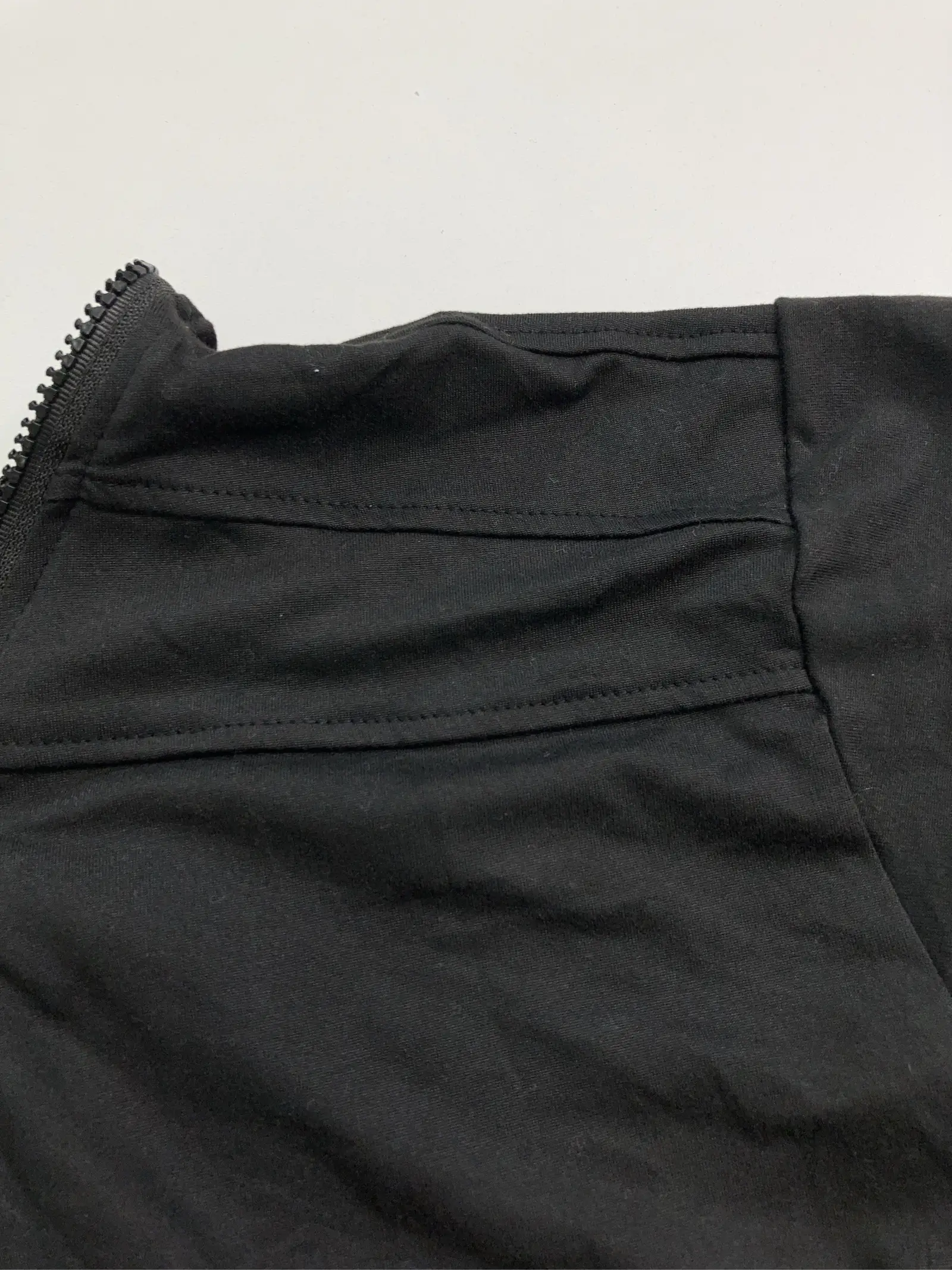 https://r2-worker.digdig.jp/product/0fefe033-589f-4e94-bd57-d9abe612b8c8/9c998d49-60c1-4a60-b3f5-96583efe35b3