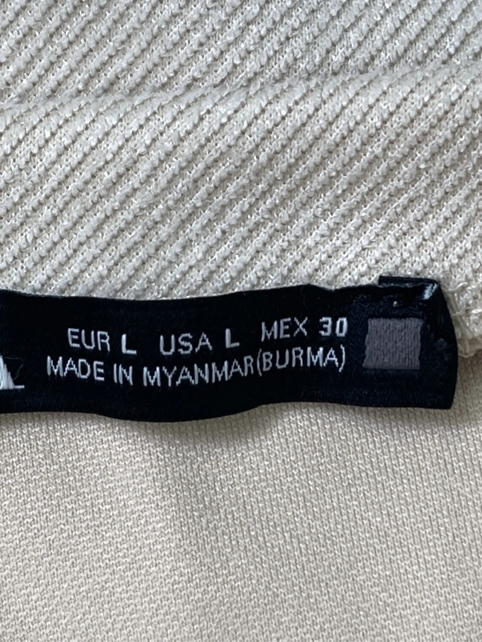 https://r2-worker.digdig.jp/product/10020fe6-3fde-4eae-a9b3-1e2de0938b90/e109f207-c337-4b38-8c05-9e40bdc0f0d6