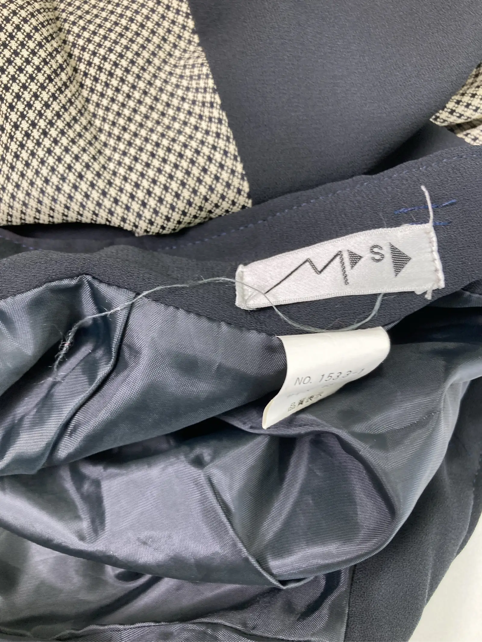 https://r2-worker.digdig.jp/product/104d8736-4470-4cf4-9ba0-39734c3a8636/1ac1620d-1f60-40ed-ac27-07e879321210