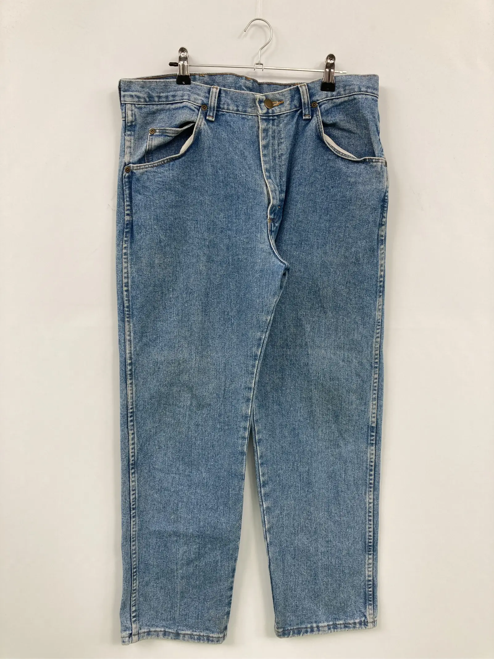 https://r2-worker.digdig.jp/product/1085dca9-3d89-424b-b84a-c21a5ed290cd/f8d79ed4-3413-4c65-8a59-6b8e71318bd3