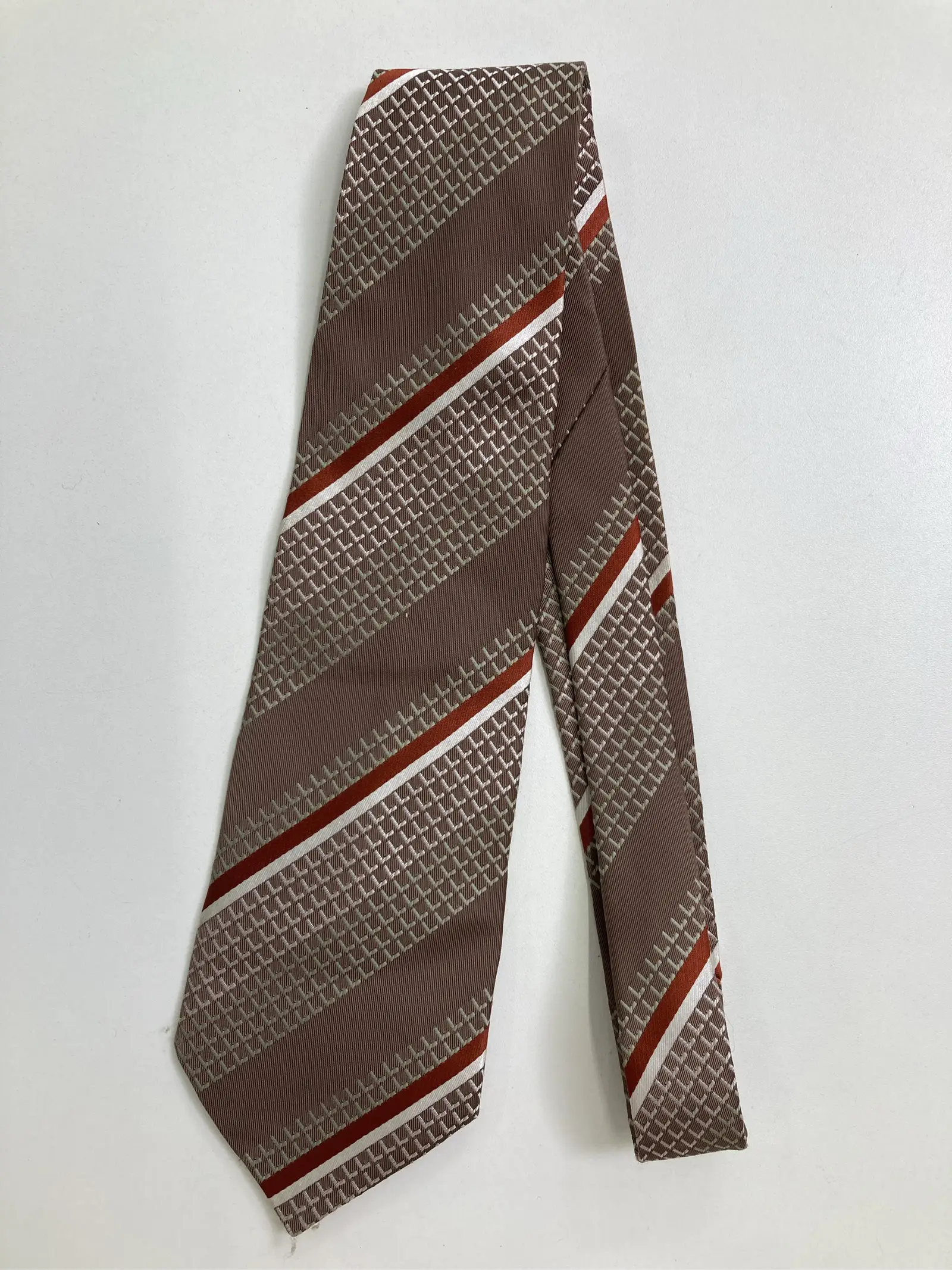 https://r2-worker.digdig.jp/product/10bcf14f-c757-49fb-997f-d796538061f6/234de29f-7661-4198-917a-61302e679e80