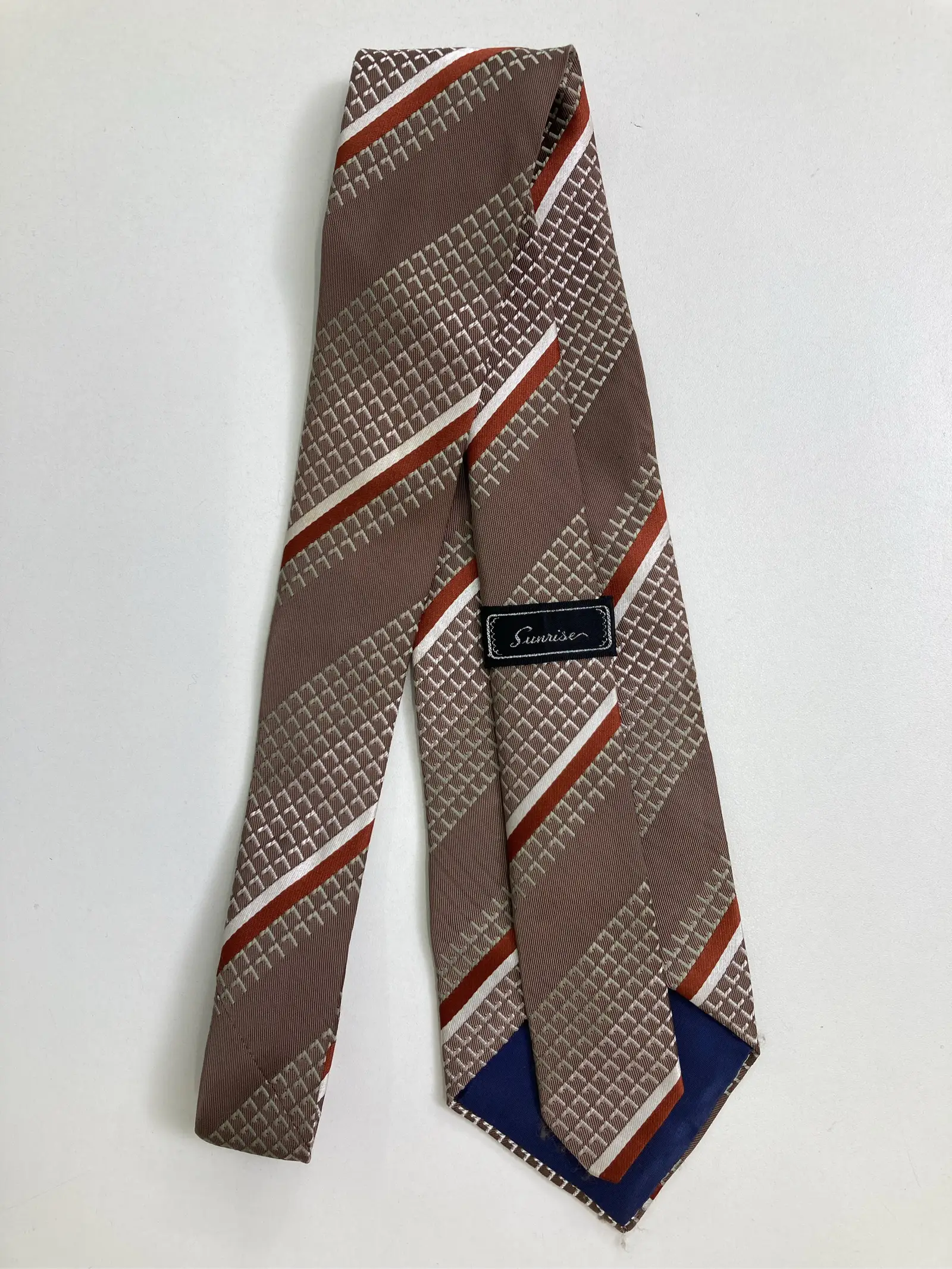 https://r2-worker.digdig.jp/product/10bcf14f-c757-49fb-997f-d796538061f6/f129acb0-f099-4705-bcc8-dc49b3cb3077