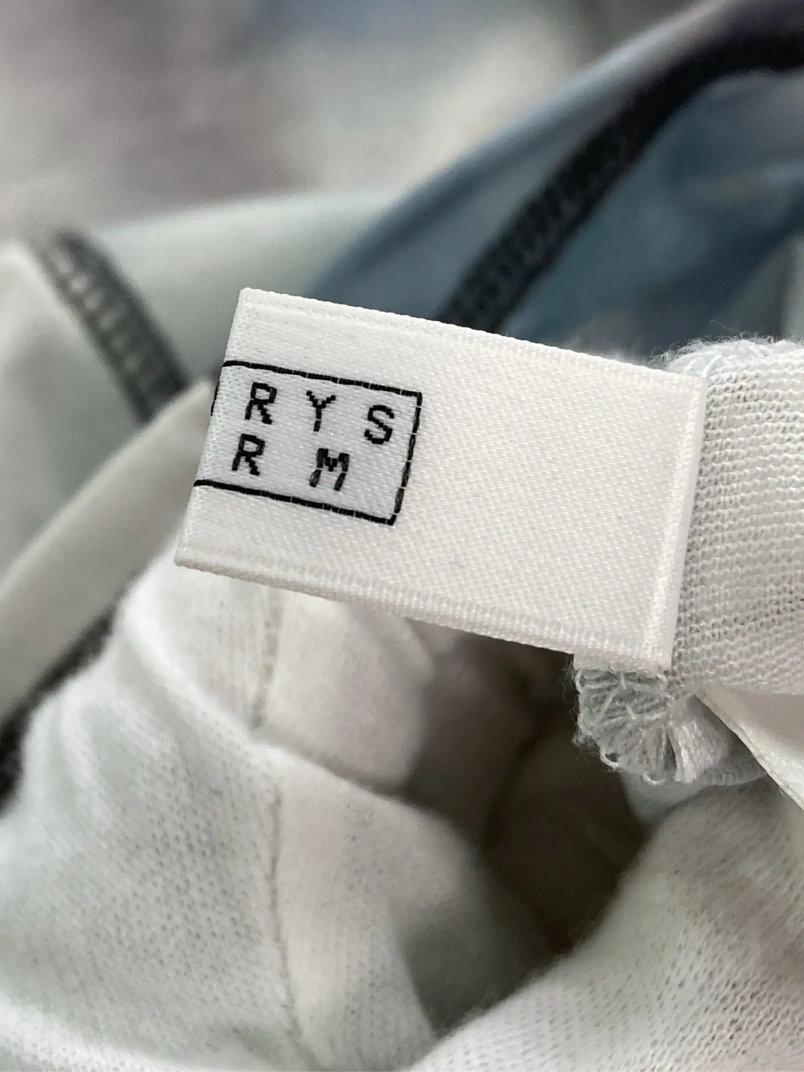 https://r2-worker.digdig.jp/product/10e65ad3-e18a-4fb1-bc44-868db6d72934/80414007-5155-4091-8669-c71d6ef94433