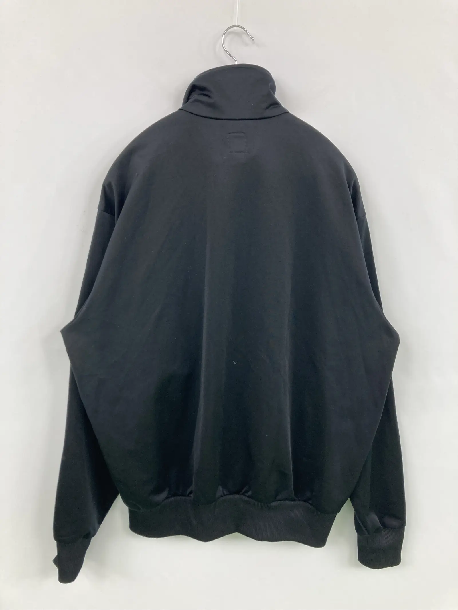 https://r2-worker.digdig.jp/product/1114e28a-7e3c-4005-bcff-94fbff13d5e0/761ed0d4-b079-4ed0-a4fc-152584722290