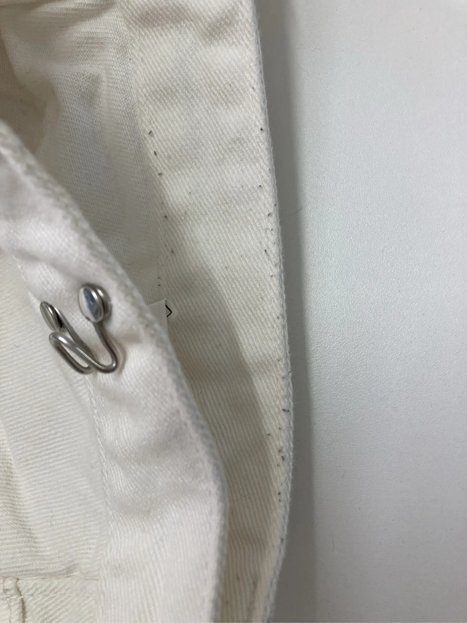 https://r2-worker.digdig.jp/product/1127830b-eb20-42f9-9d1e-5f61a7365c4d/ccb20220-d7de-4930-ab4c-b68f16085a04