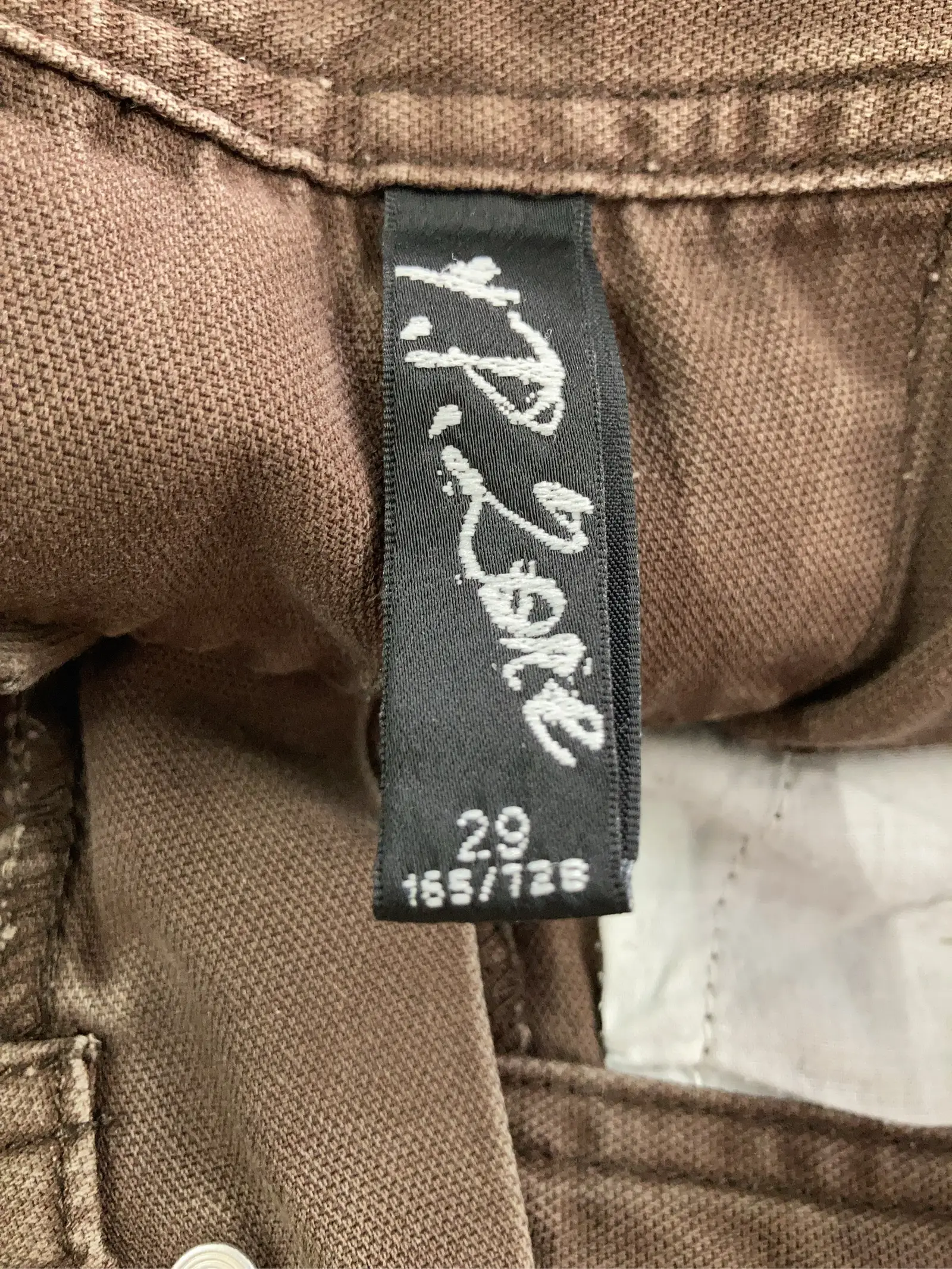 https://r2-worker.digdig.jp/product/11d5fb5f-7419-4d0d-ac3c-aa5b55d8ec9d/41c261b2-2865-466c-afbe-403279cd6ca8