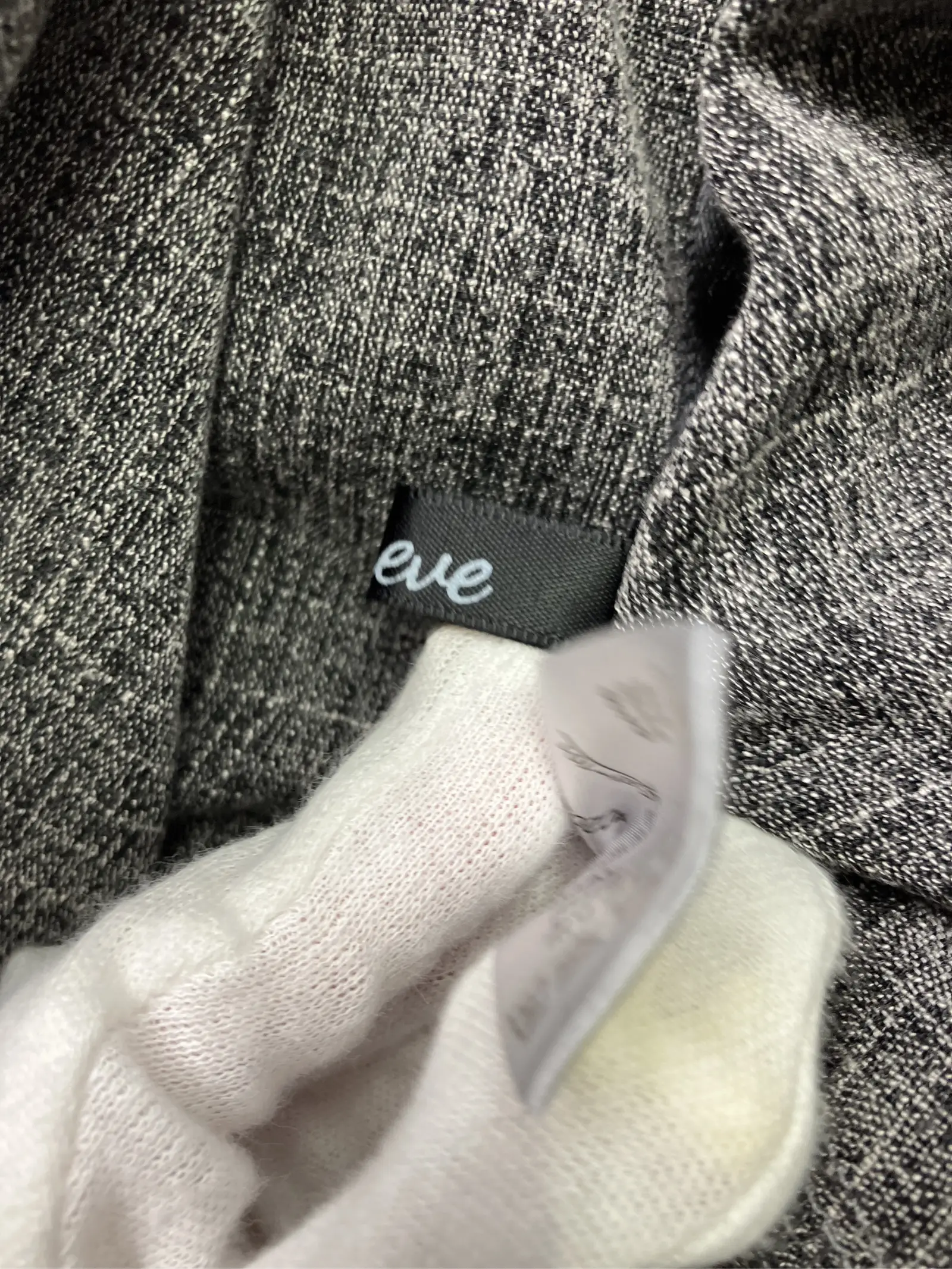 https://r2-worker.digdig.jp/product/13021316-d19b-49f6-aa82-d772b3156c19/191dc759-4c32-4c45-b331-36024890ac4e
