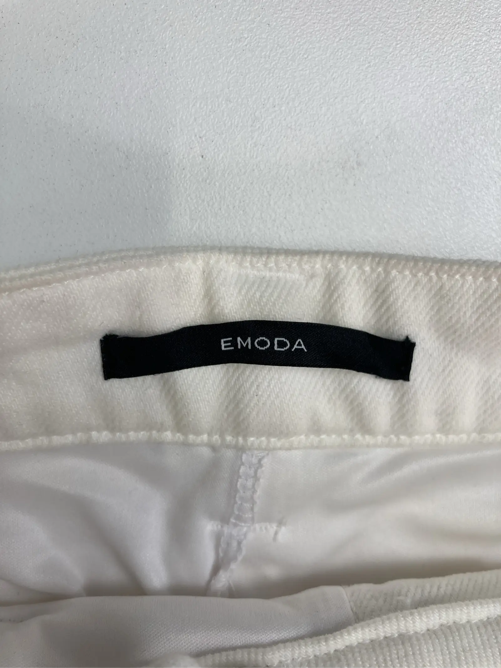 https://r2-worker.digdig.jp/product/13337db9-4d79-4063-a639-8fc1a5f4e0dc/cae7f686-bd0e-4c12-94a3-8e7b319549c0