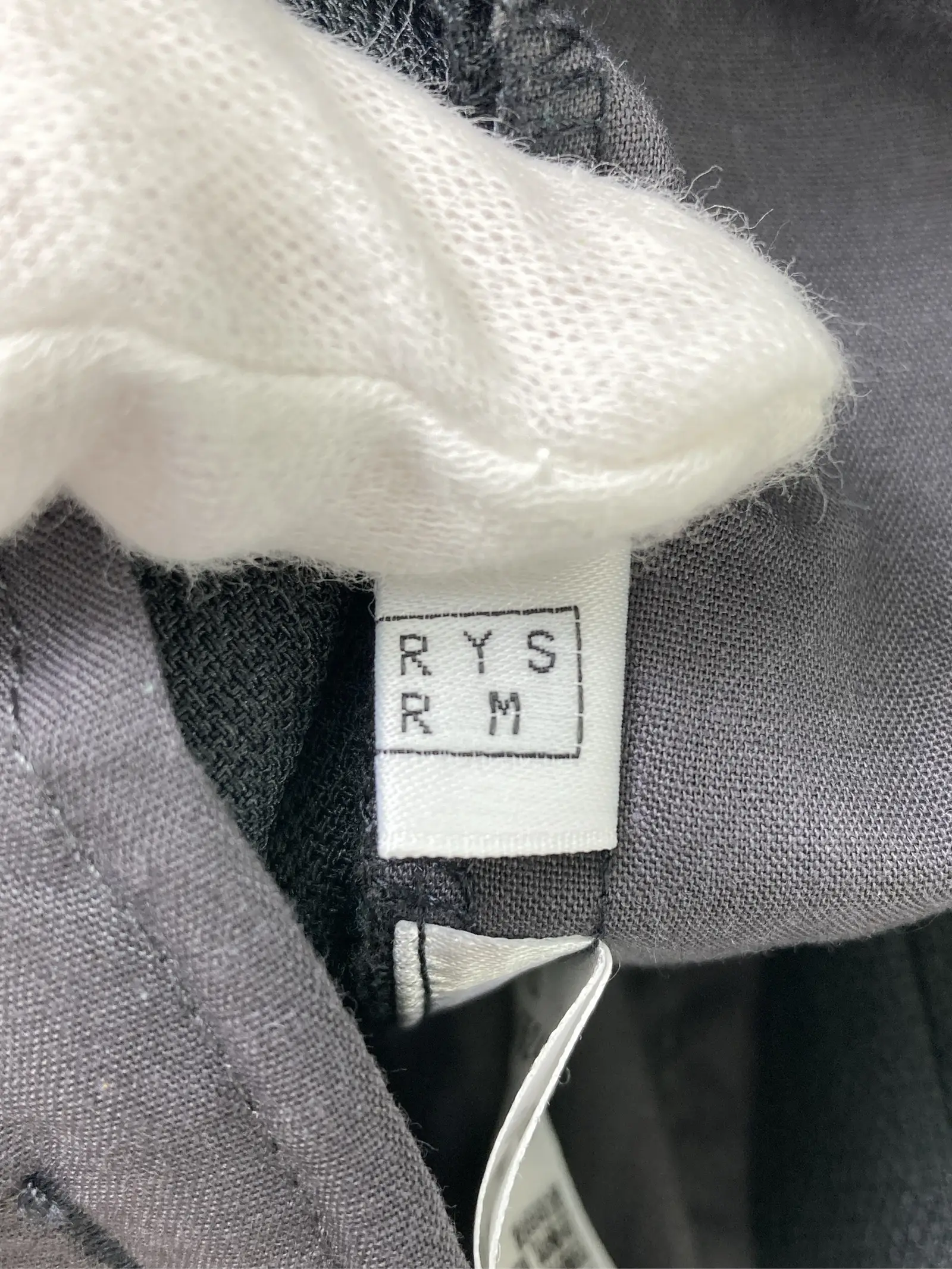https://r2-worker.digdig.jp/product/1372e616-6e32-4fca-b964-74c280ef48a4/85fb6941-5790-40f8-bdfa-62d9da101d33