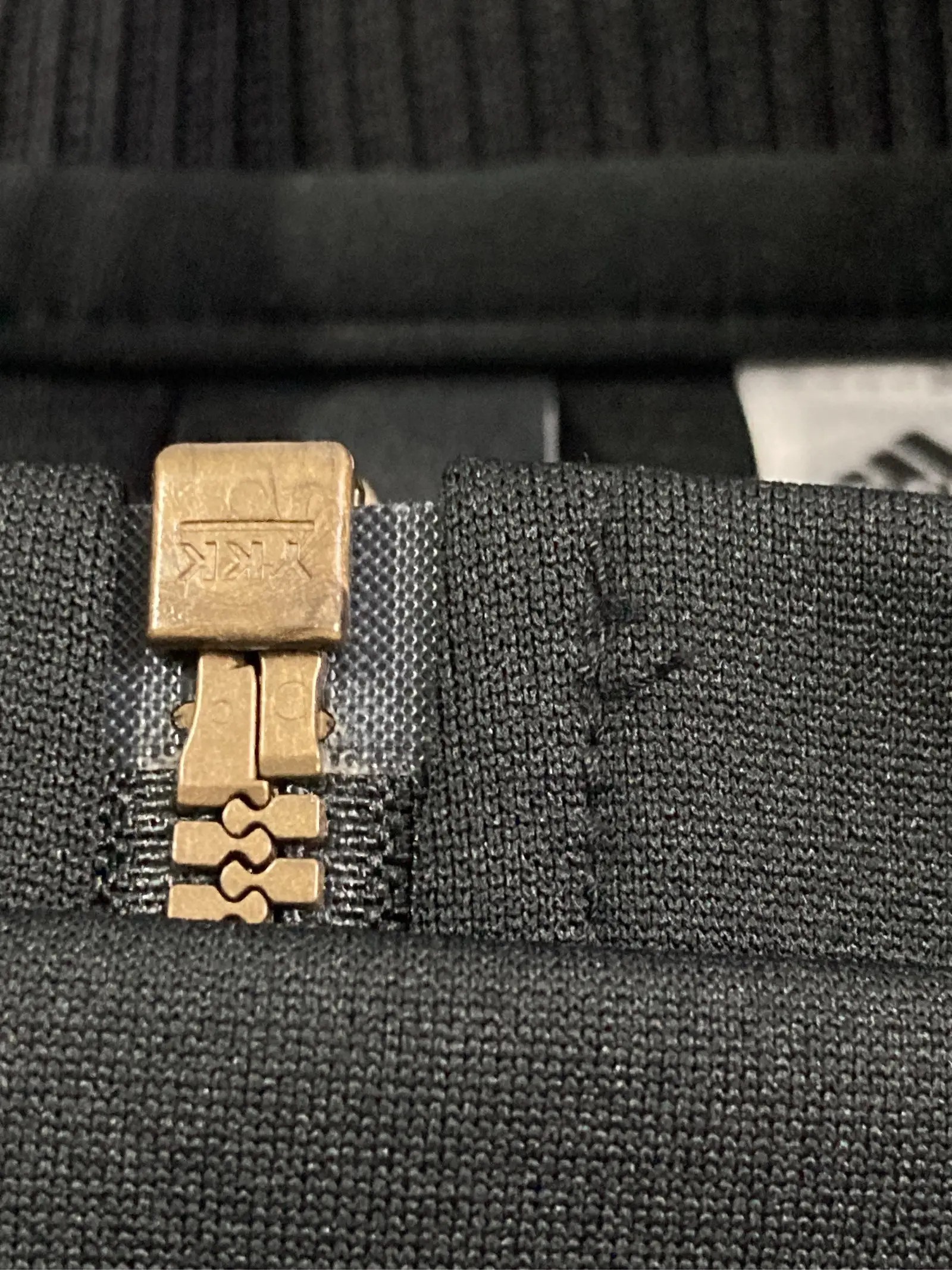 https://r2-worker.digdig.jp/product/13a64238-ea59-4b25-98e6-856f0b2c8c52/8a2fa5c5-7b39-43d5-9796-7bf21aa9b8dd
