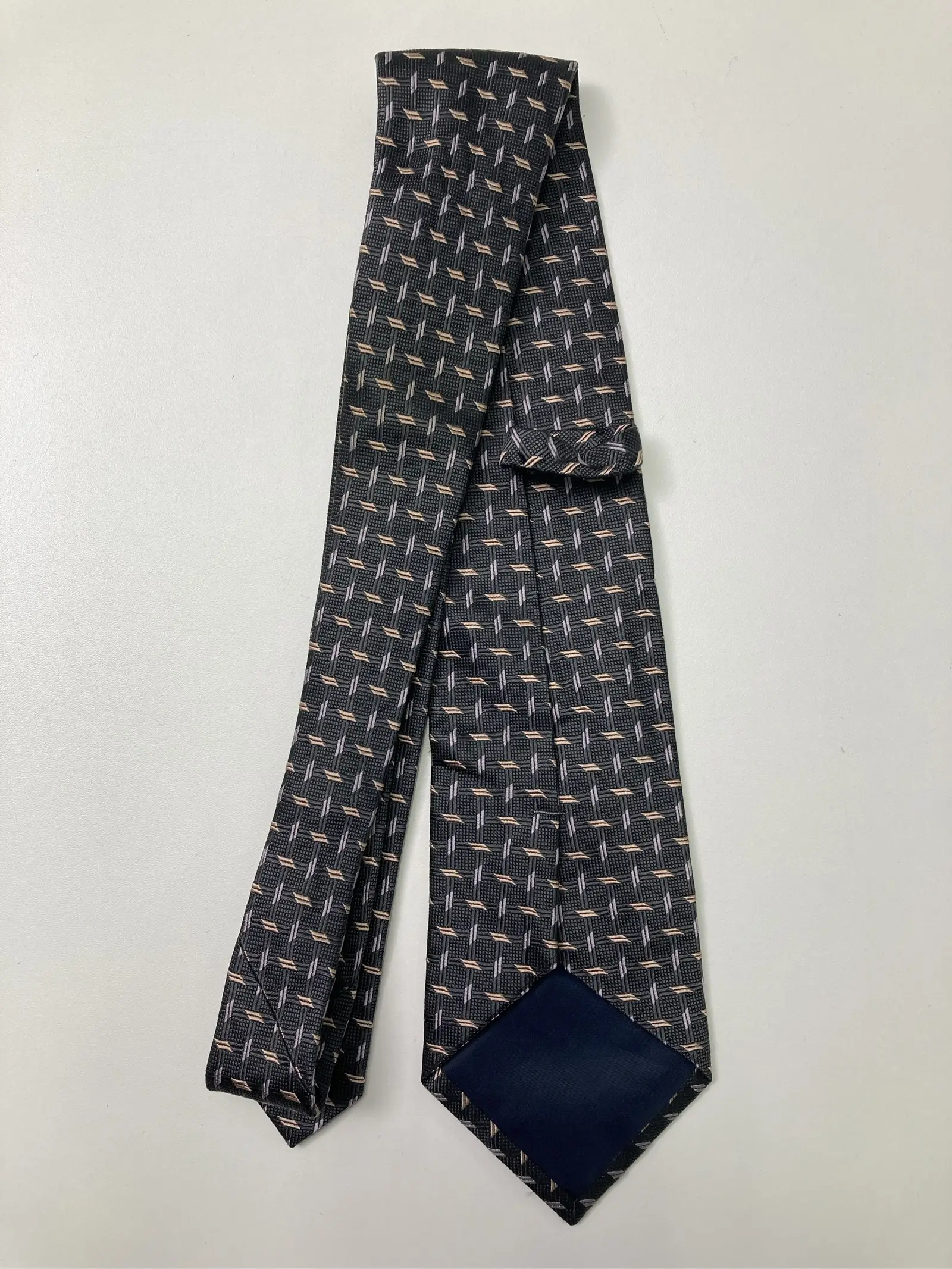 https://r2-worker.digdig.jp/product/13ccb875-b1b3-456a-8fff-4d0fc2a8de44/31f7d1d9-3a12-45b6-8905-7ea39dcbda00