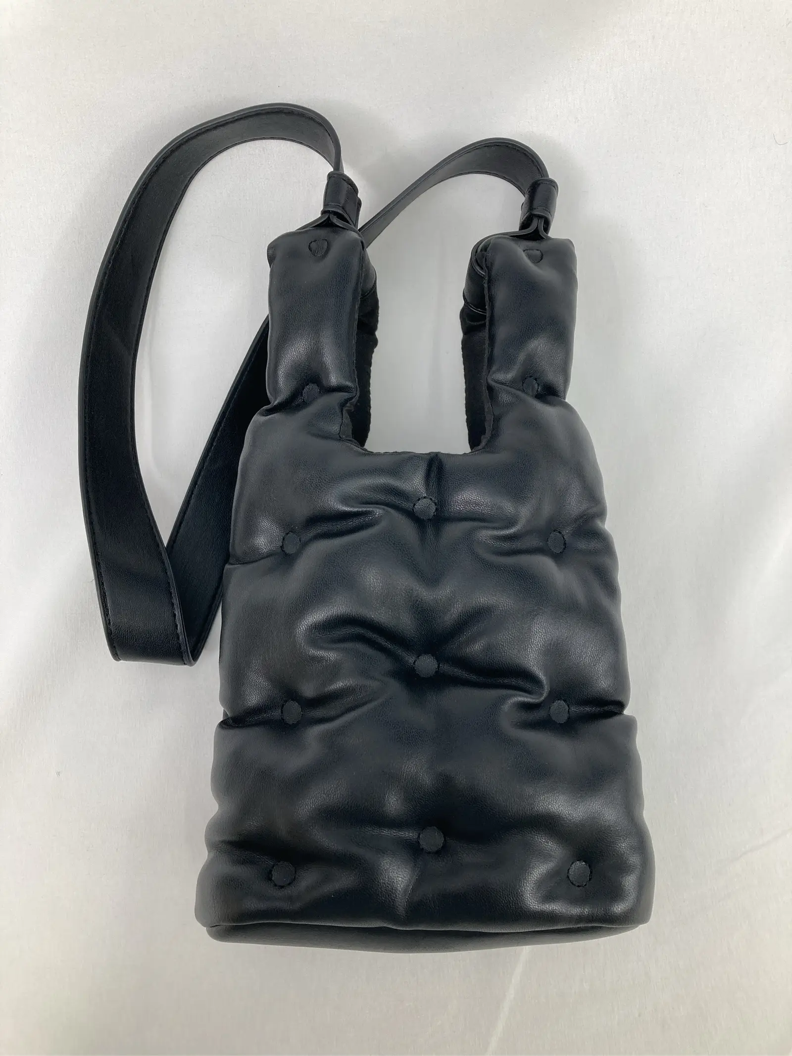 https://r2-worker.digdig.jp/product/14214aed-0796-4c8d-9f25-eb466b3808fb/42d2a4c2-c6b3-4544-83ed-f46a1f10b90e