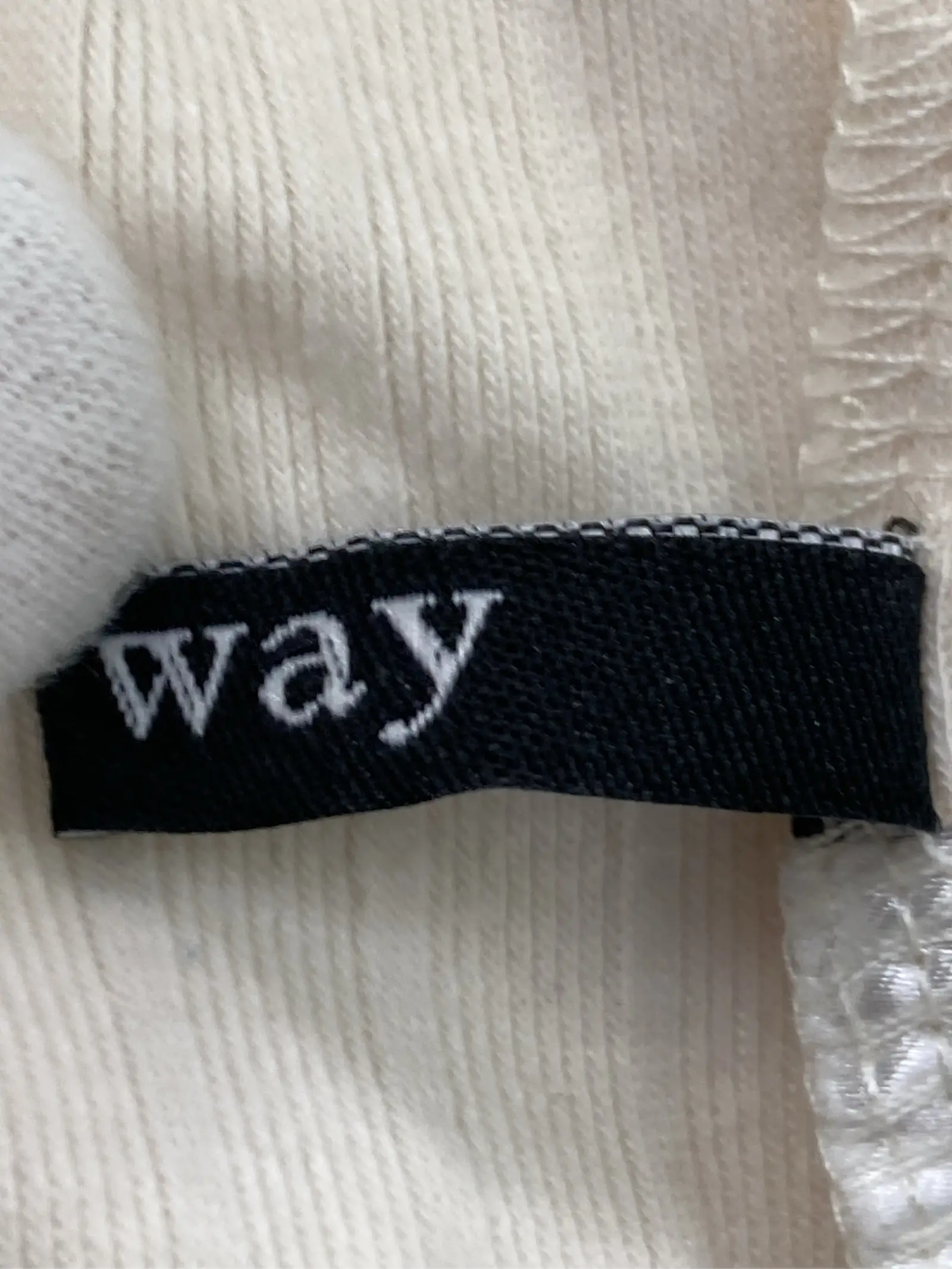 https://r2-worker.digdig.jp/product/1427aeaf-8844-4d81-9143-243312aa5f74/5b36b296-f5b4-4b85-bbc6-e3f6ba4c7323
