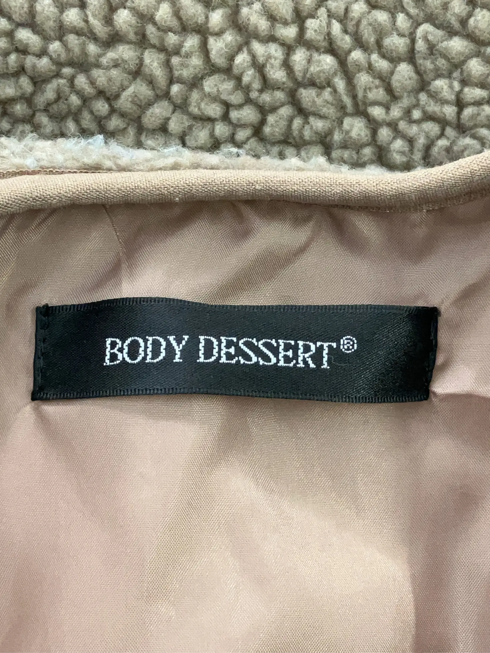 https://r2-worker.digdig.jp/product/14f93d1b-4da1-43b0-a753-be408e120f67/d928c201-d9bc-44e6-894f-c8577876762d