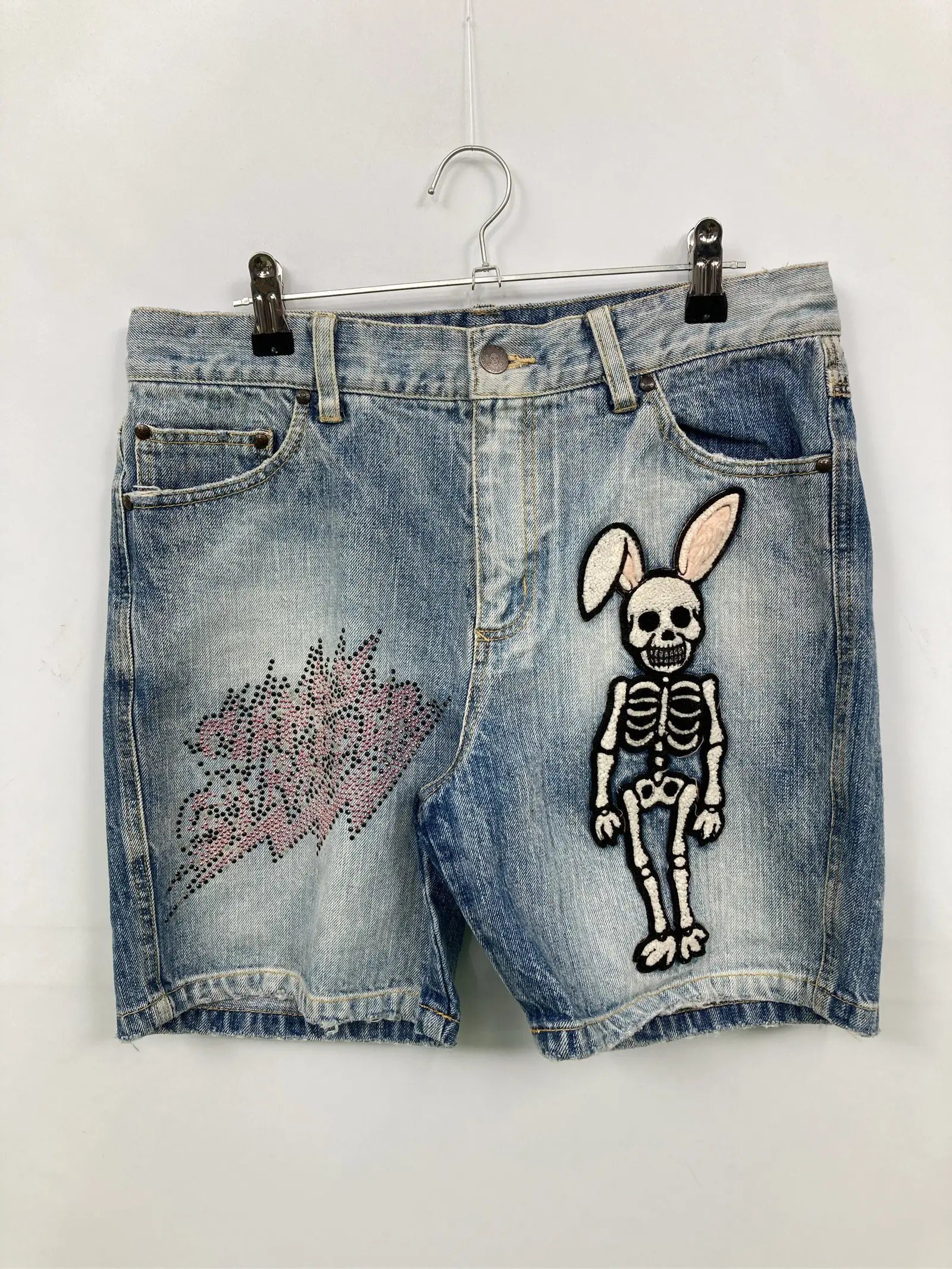 https://r2-worker.digdig.jp/product/16a36a1a-e167-47d8-a9cc-2dc755744f29/09c1fca3-f59e-44e7-a40b-a18e1093869b